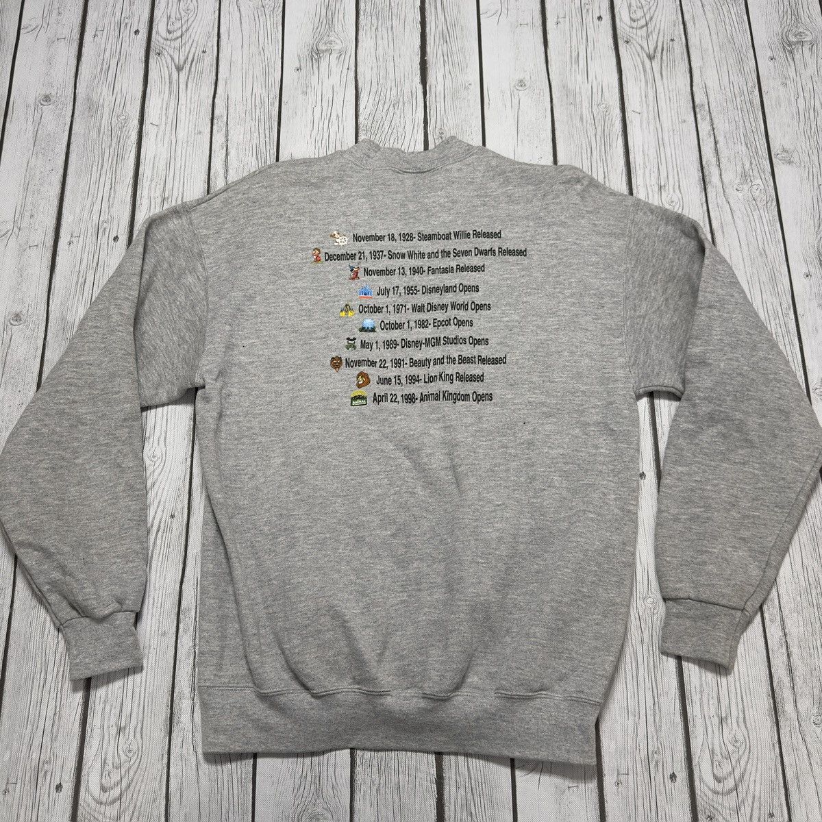 Disney × Vintage Vintage Disney 100 Years of Magic sweatshirt Size US M / EU 48-50 / 2 - 2 Thumbnail