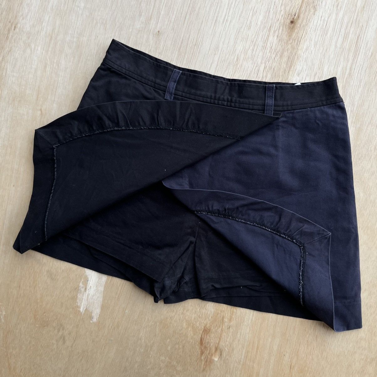 Stussy STUSSY WOMEN MINI SKIRT & HOT PANTS 2 LAYER Size 27" / US 4 / IT 40 - 2 Thumbnail