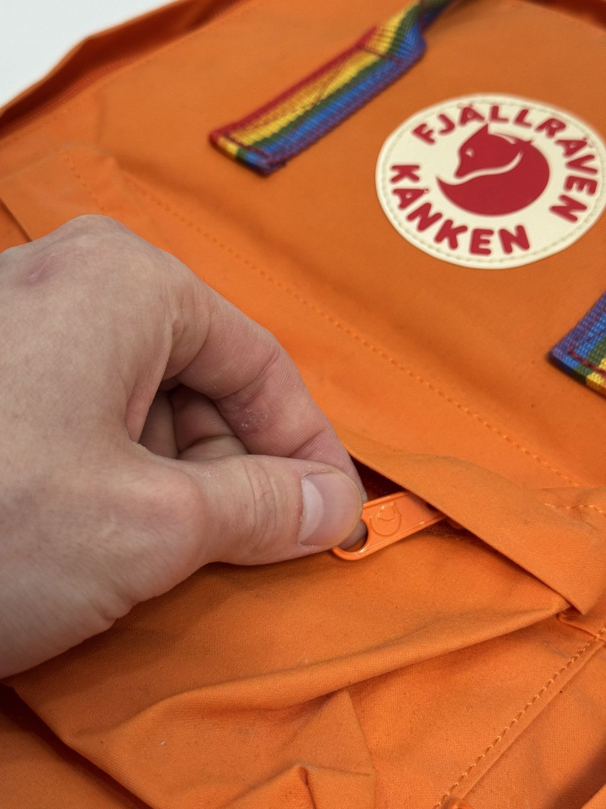 Fjallraven Fjallraven Kanken Ralnbow Y2K style Size ONE SIZE - 15 Thumbnail