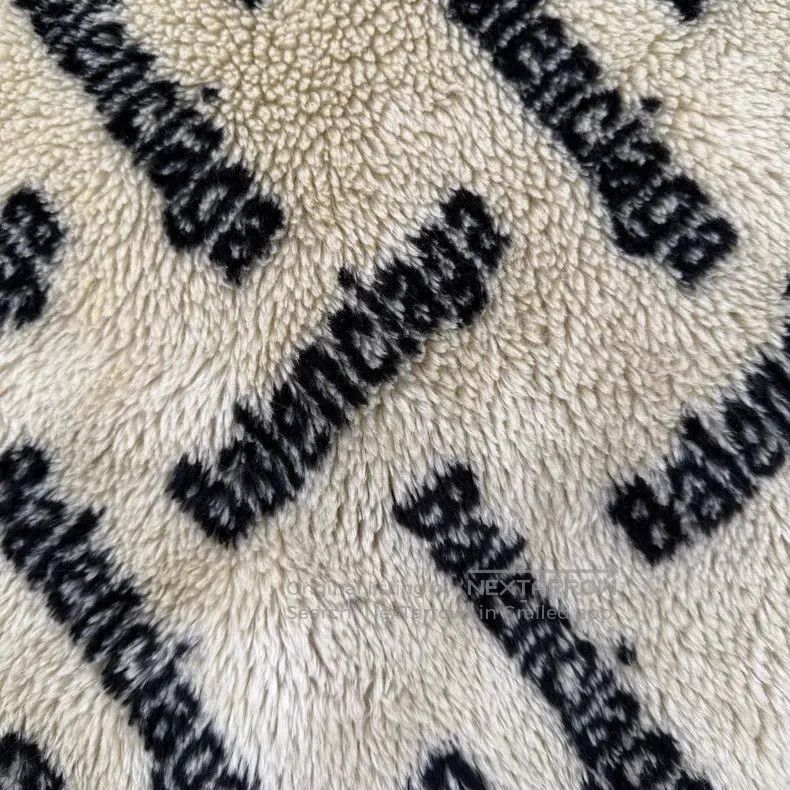 Balenciaga Balenciaga Beige Barrage Full-Print Logo Teddy Fleece Jack Size 4XL / US 24-26 - 6 Thumbnail