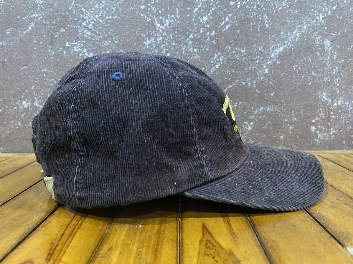 Tommy Hilfiger × Vintage Vintage TOMMY HILFIGER Velvet Snap Cap Adustable Size ONE SIZE - 2 Thumbnail