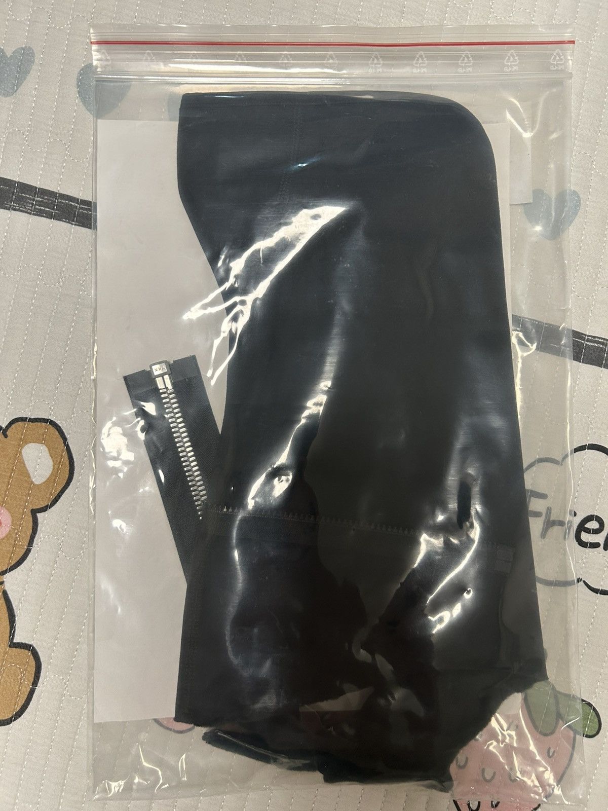 Acronym Acronym NG4-PS Size ONE SIZE - 4 Thumbnail
