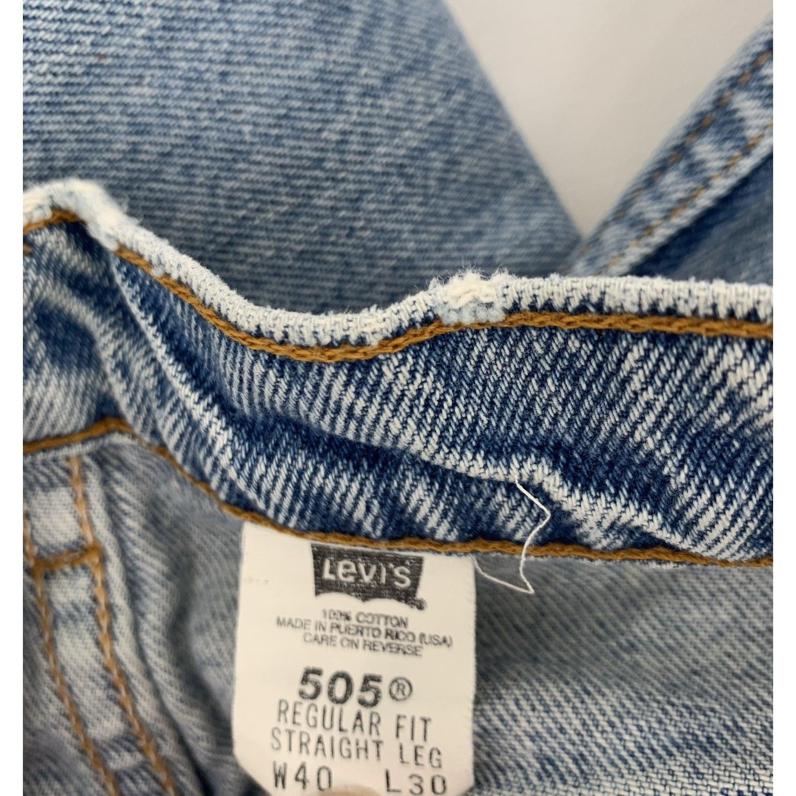 Levi's VTG Levi's 505 36x30" Blue Jeans Y2K MADE IN USA Distressed Size US 36 / EU 52 - 11 Thumbnail
