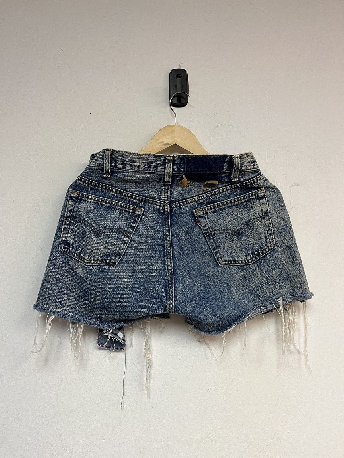 Vintage 80’s Levi’s Shorts Size 28" / US 6 / IT 42 - 5 Thumbnail
