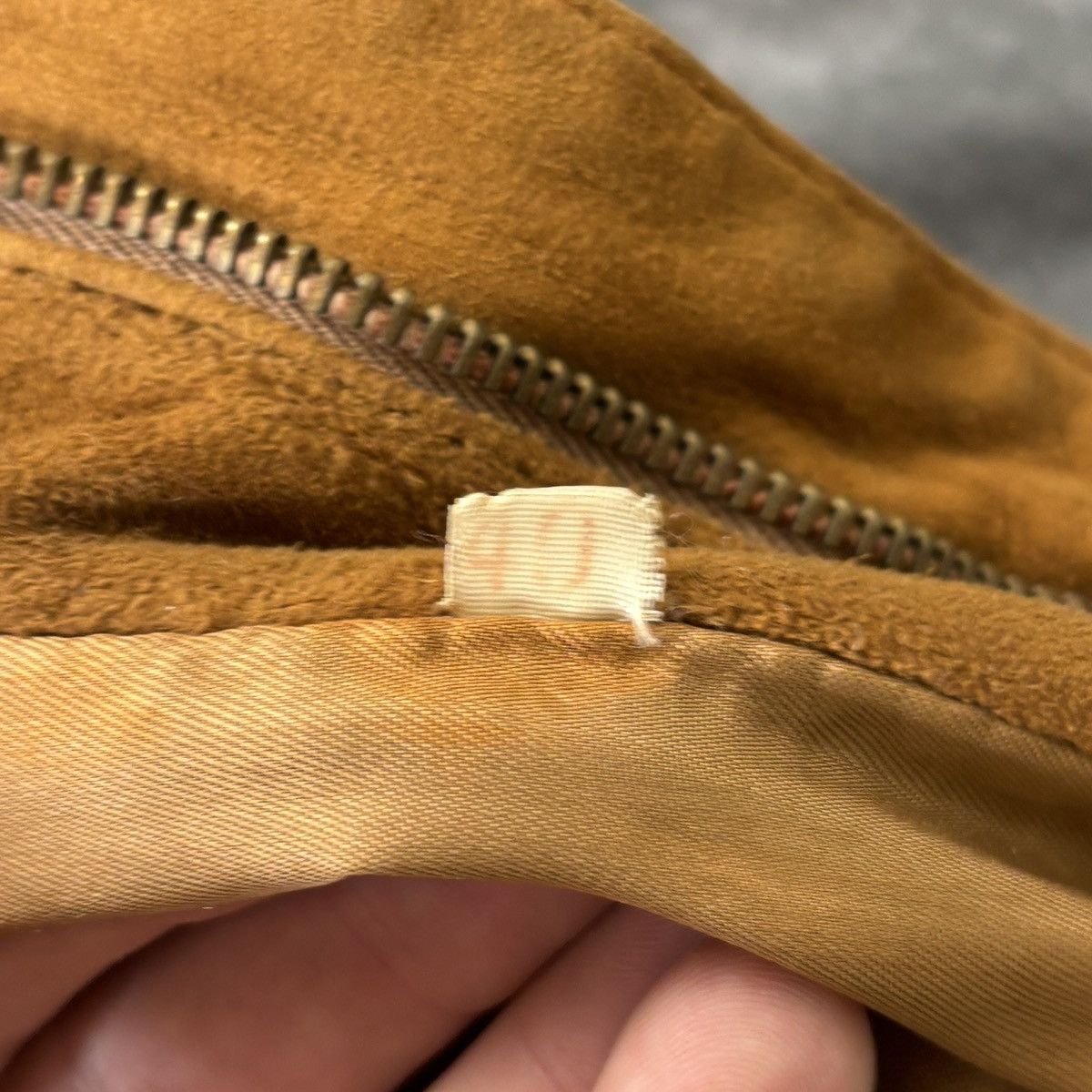 Other × Vintage 1970s Suede Bomber Jacket 70s Vintage Spanish Wheat Brown S Size US S / EU 44-46 / 1 - 5 Thumbnail