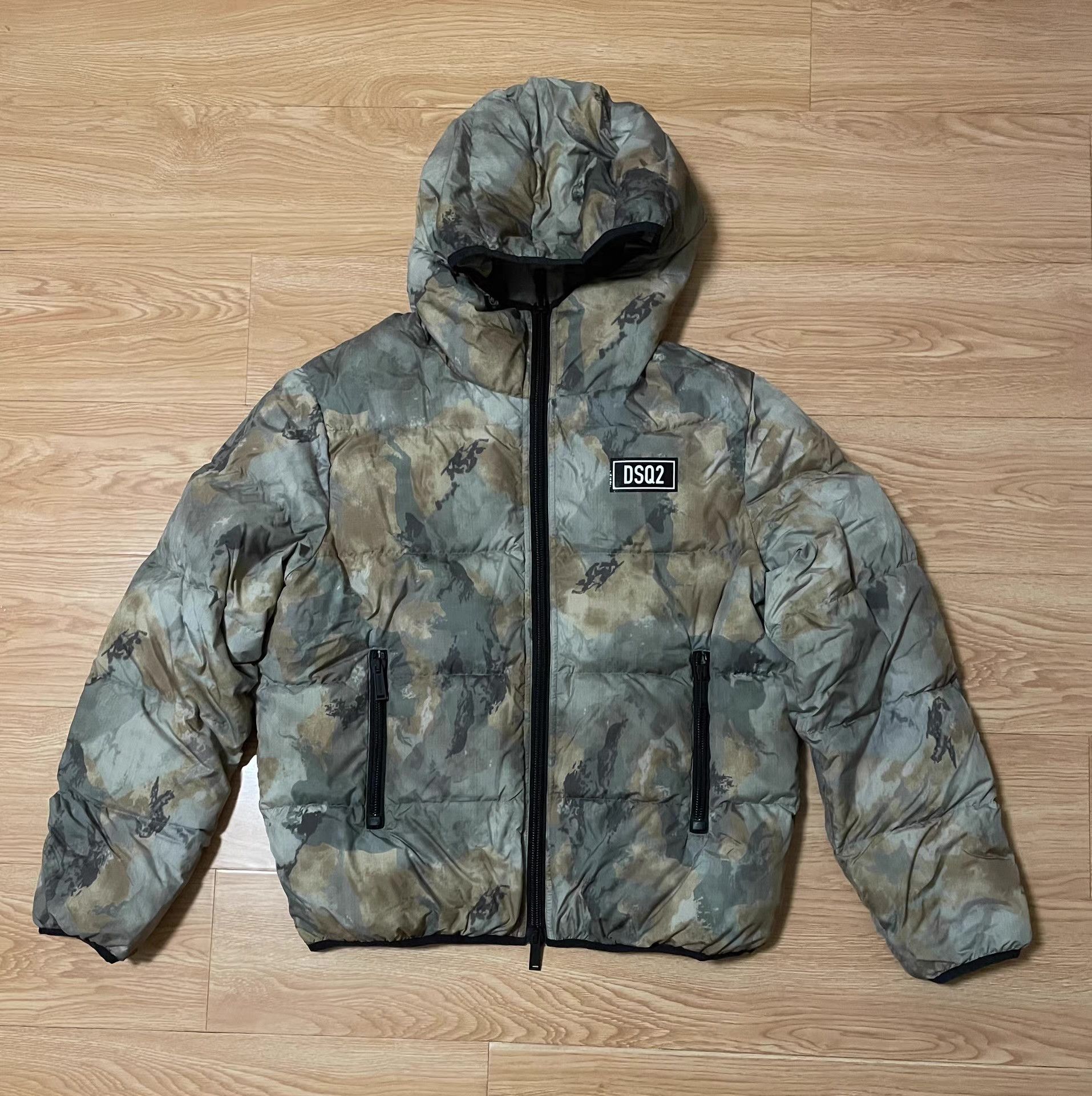 Dsquared2 DSQUARED2 Camouflage Down Jacket Q4 Size US L / EU 52-54 / 3 - 1 Thumbnail