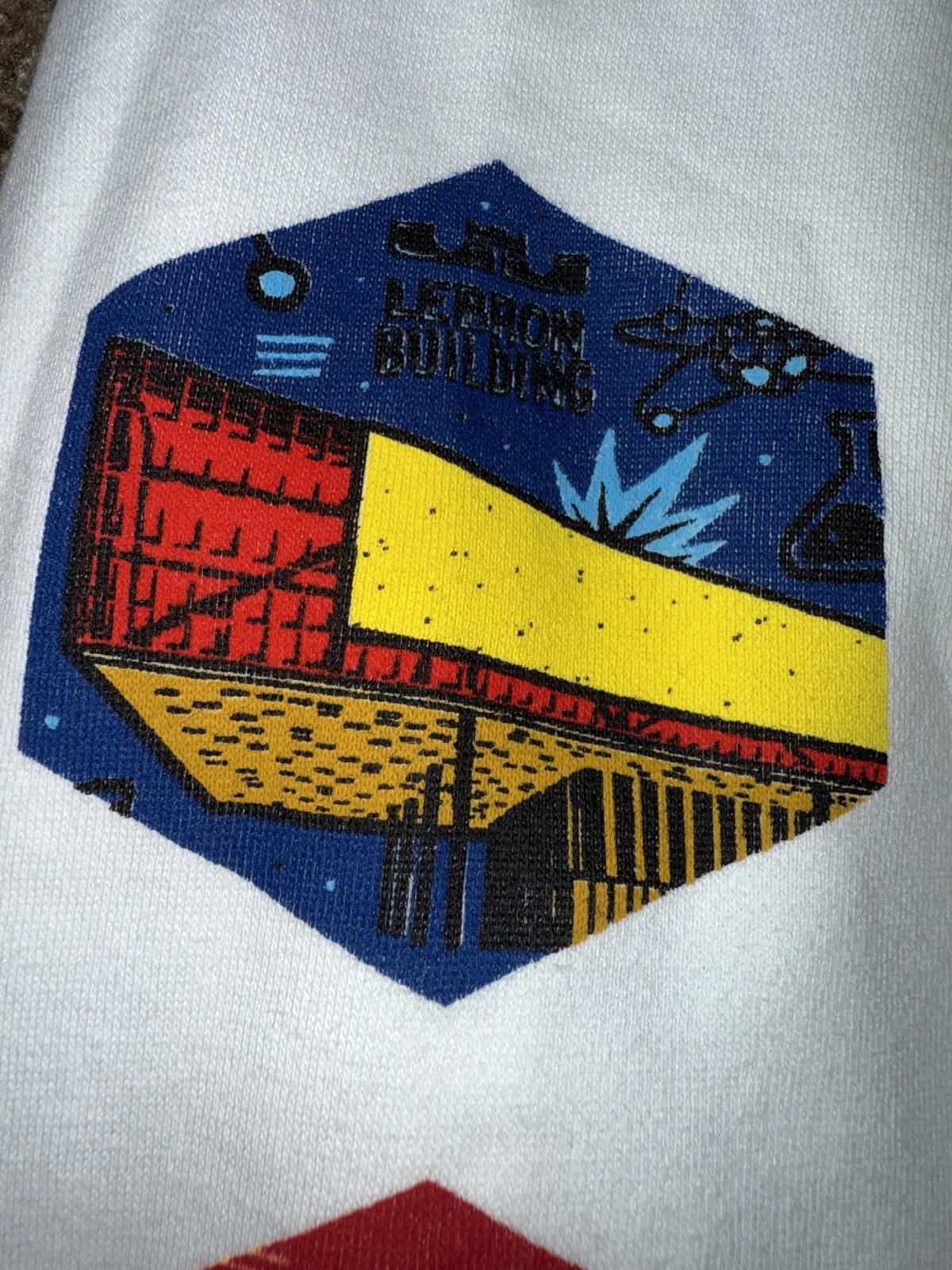 Nike Nike Mens The Best Way To Predict The Future Is To Invent Print White Sweatshirt Size US XXL / EU 58 / 5 - 11 Thumbnail