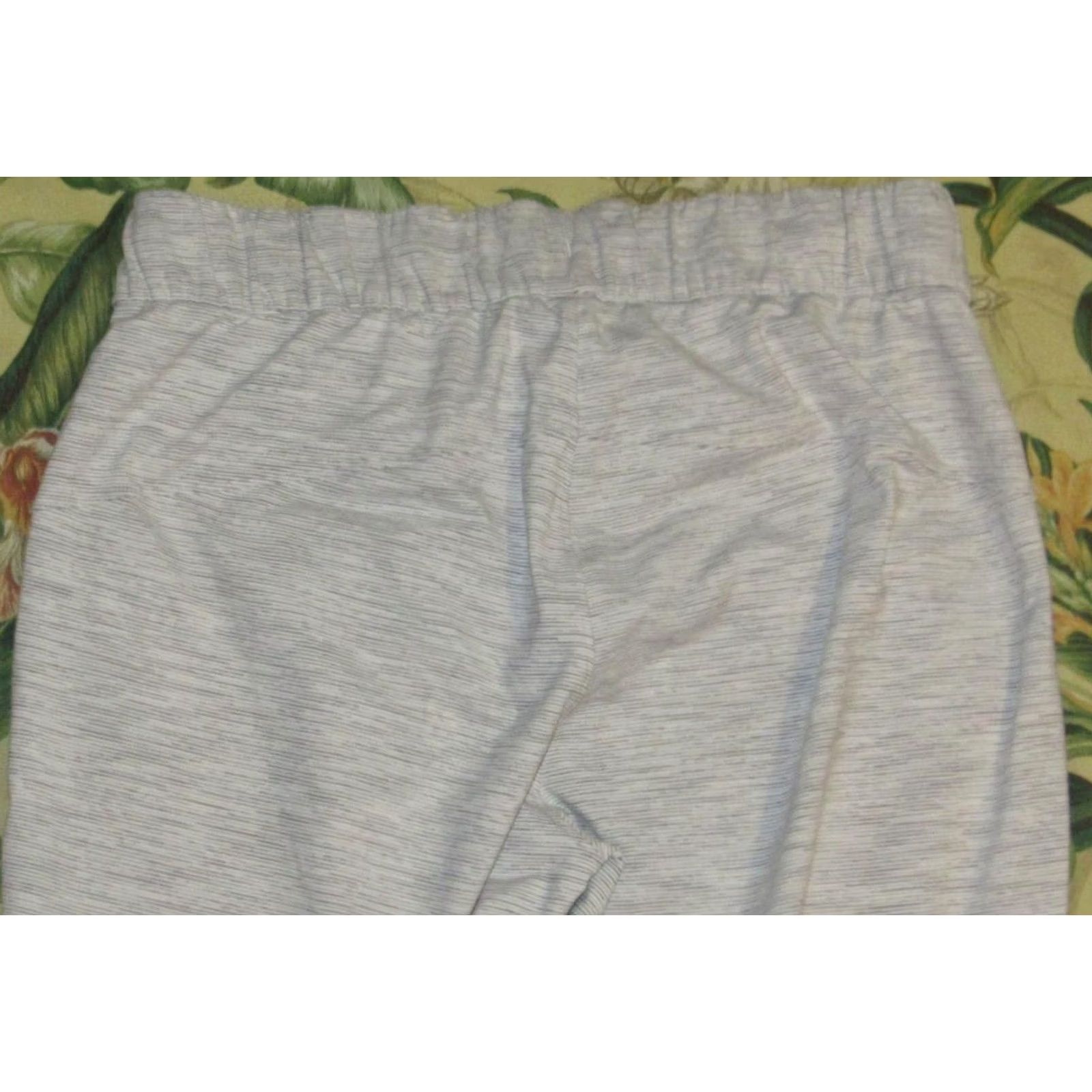 Lululemon LULULEMON Grey Align High Rise Pants 6 Size 28" / US 6 / IT 42 - 4 Thumbnail