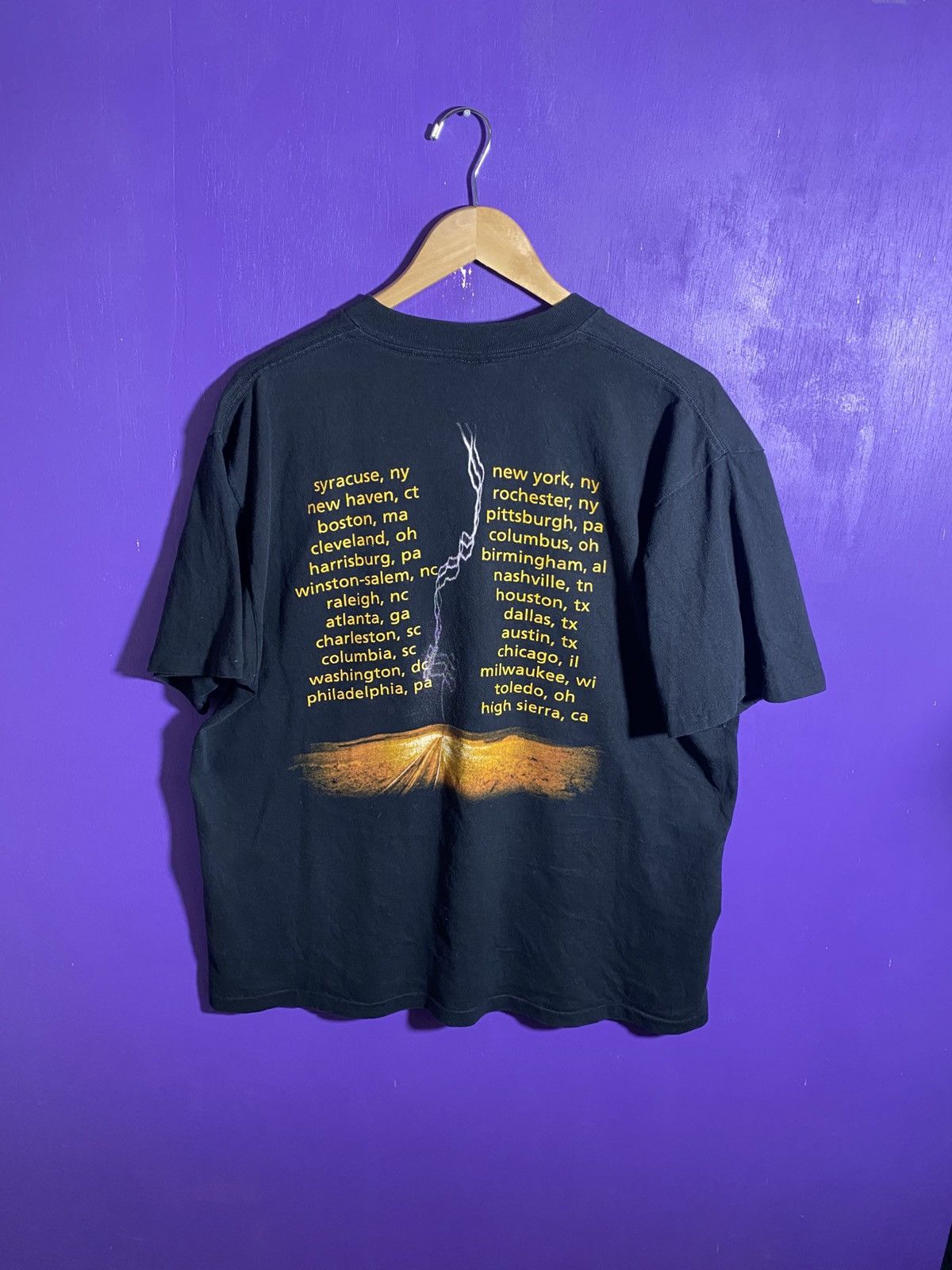 Band Tees × Vintage Vintage 1996 The Tragically hip trouble at henhouse tour tee Size US XL / EU 56 / 4 - 2 Thumbnail