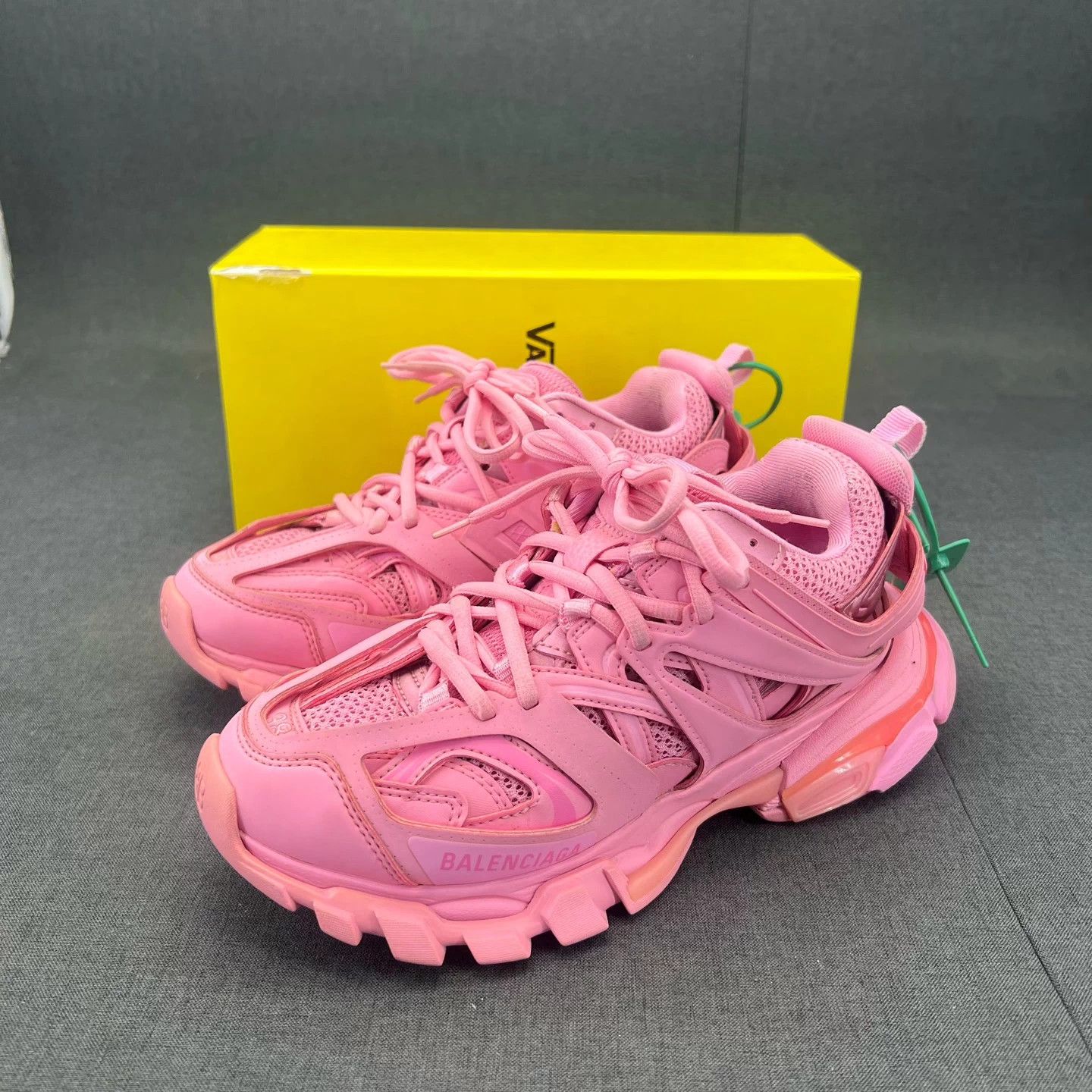 Balenciaga Balenciaga Women's Track Pink 38 Like New Size US 7 / IT 37 - 1 Thumbnail