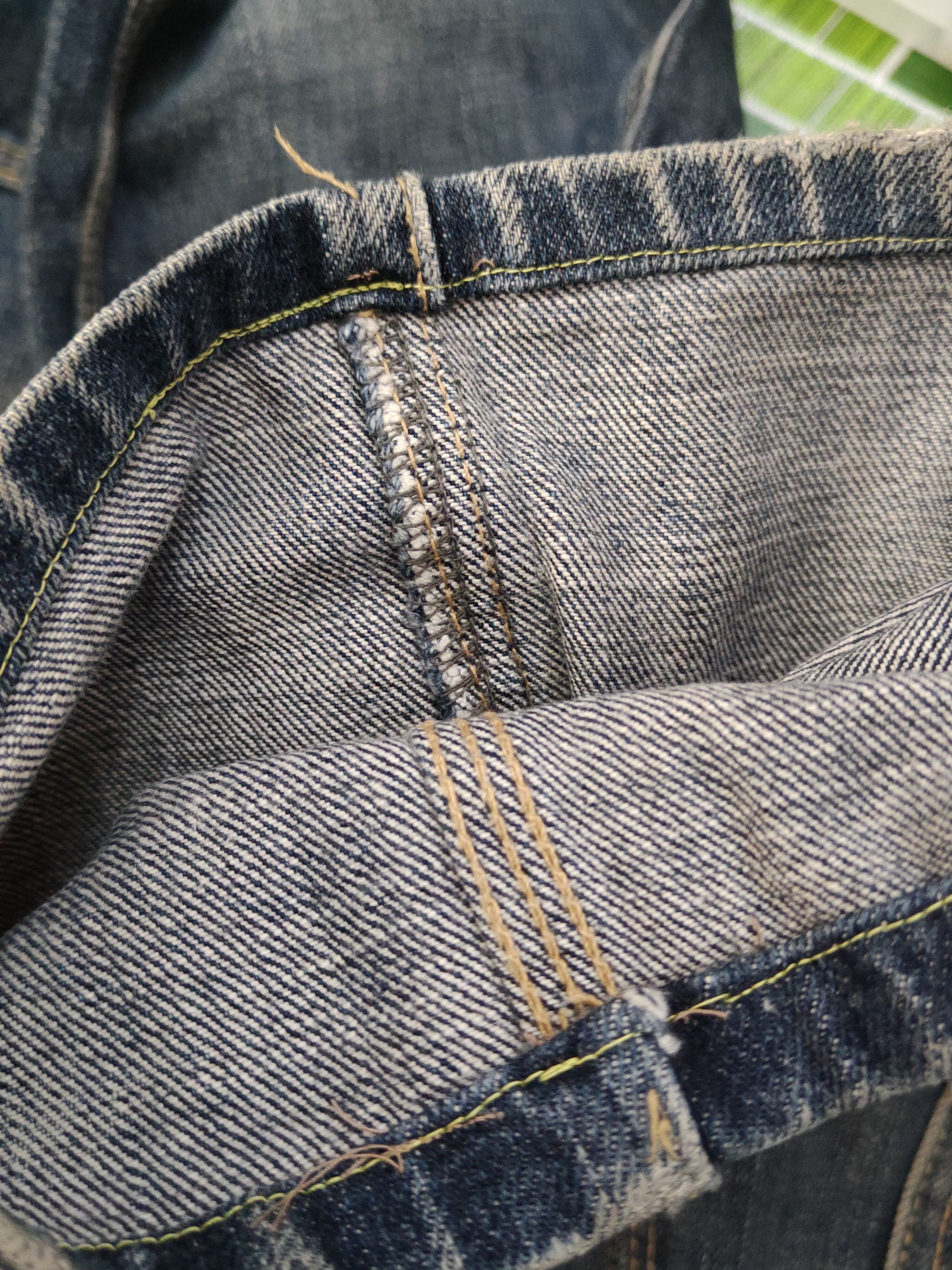 Oshkosh Oshkosh Dark Blue Distressed Ripped denim Jeans #W1378 Size US 38 / EU 54 - 14 Thumbnail