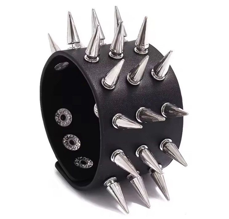Other Pu Leather Spike Wristband Bracelet Size ONE SIZE - 5 Thumbnail