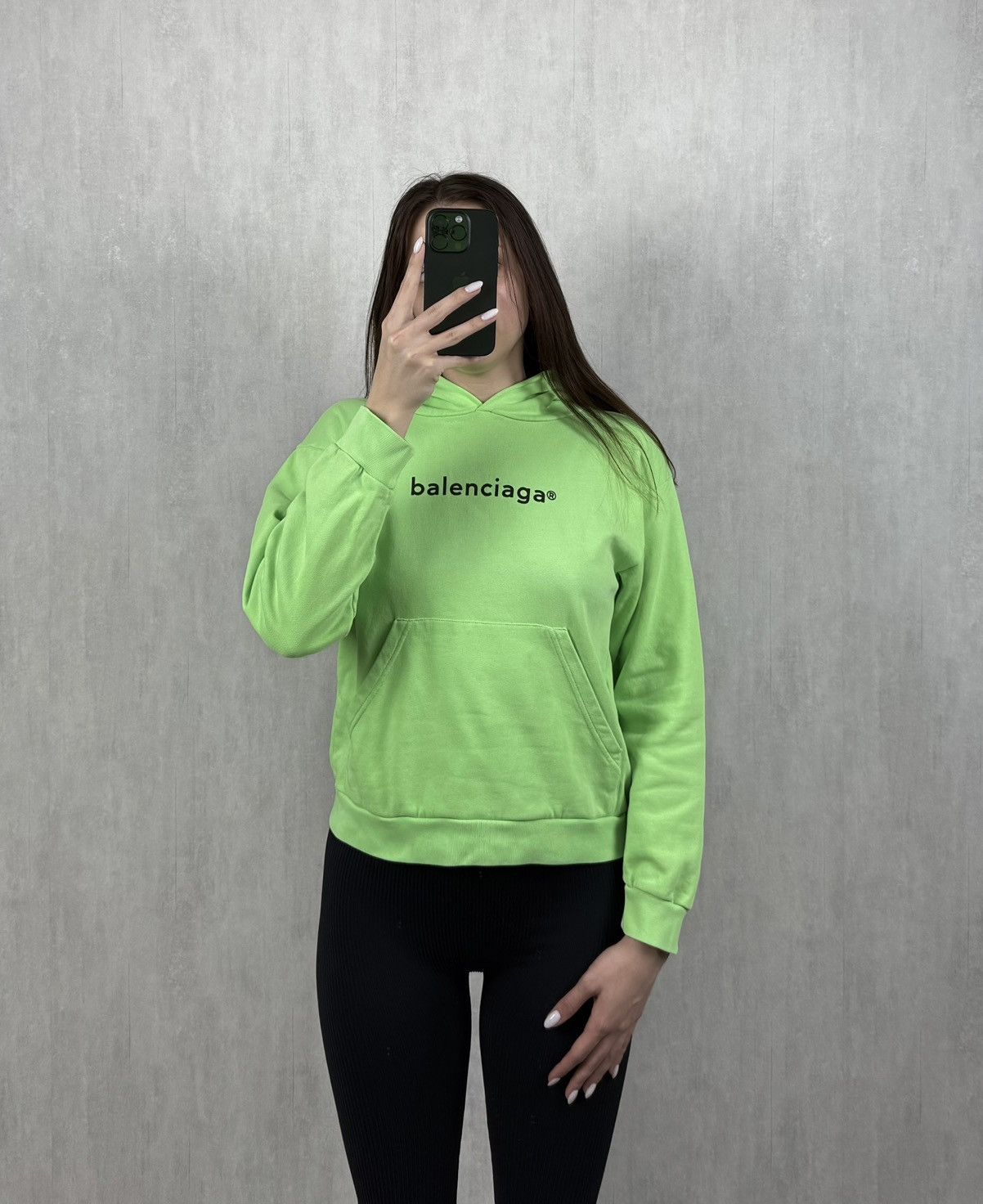 Balenciaga Balenciaga Kids Acid Green Hoodie Size 10 Size XS / US 0-2 / IT 36-38 - 1 Thumbnail