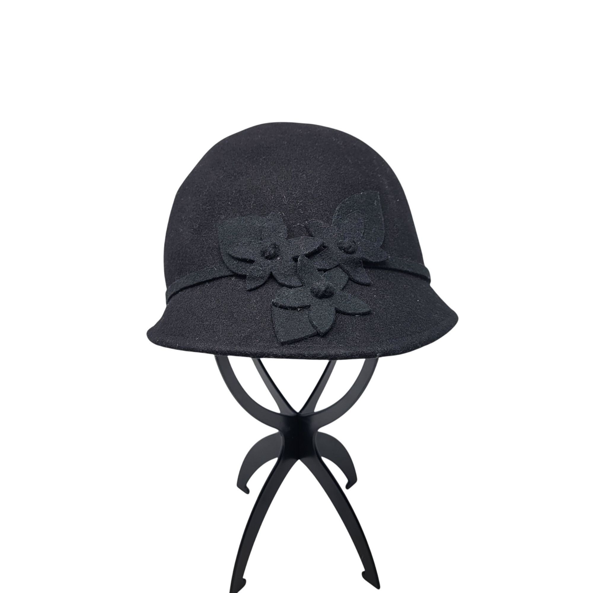 Designer Giovannio Womens Black Wool Felt Cloche Hat Ribbon Flower Bo Size ONE SIZE - 1 Thumbnail