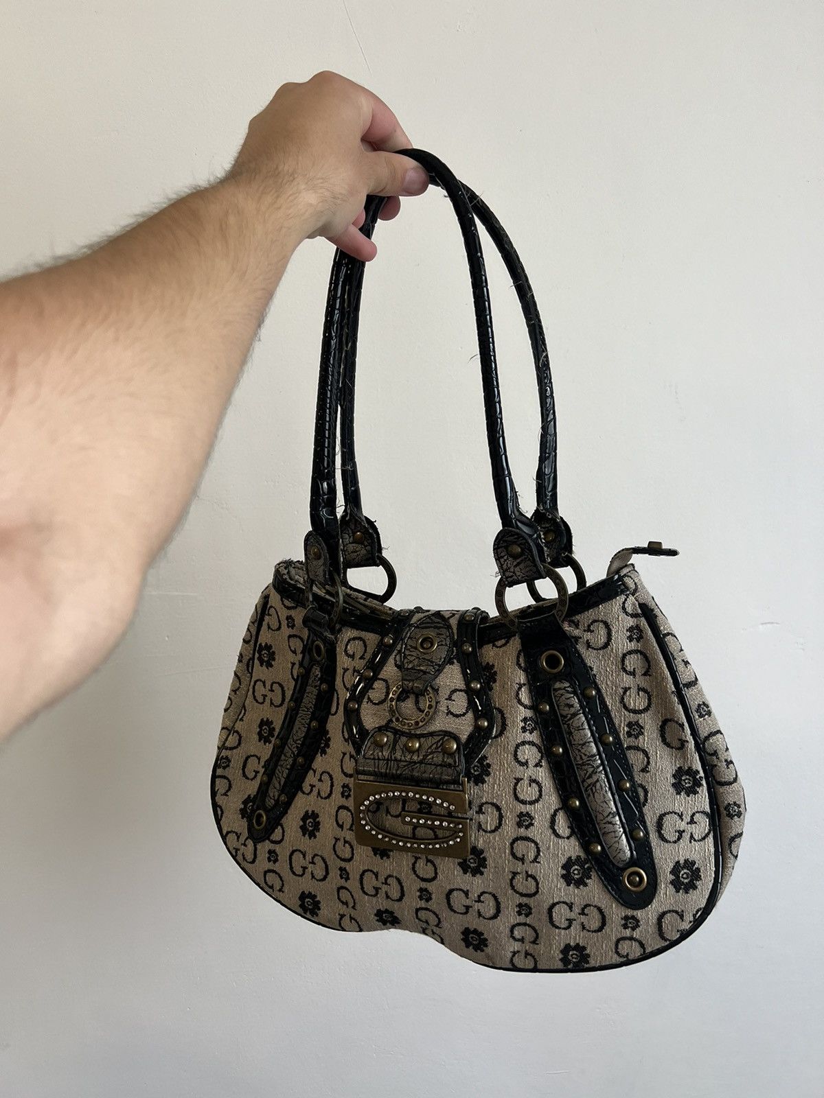 Archival Clothing x Avant Garde Vintage Guess Punk Archive Shoulder Bag Avant Garde 90's in Grey, Women's