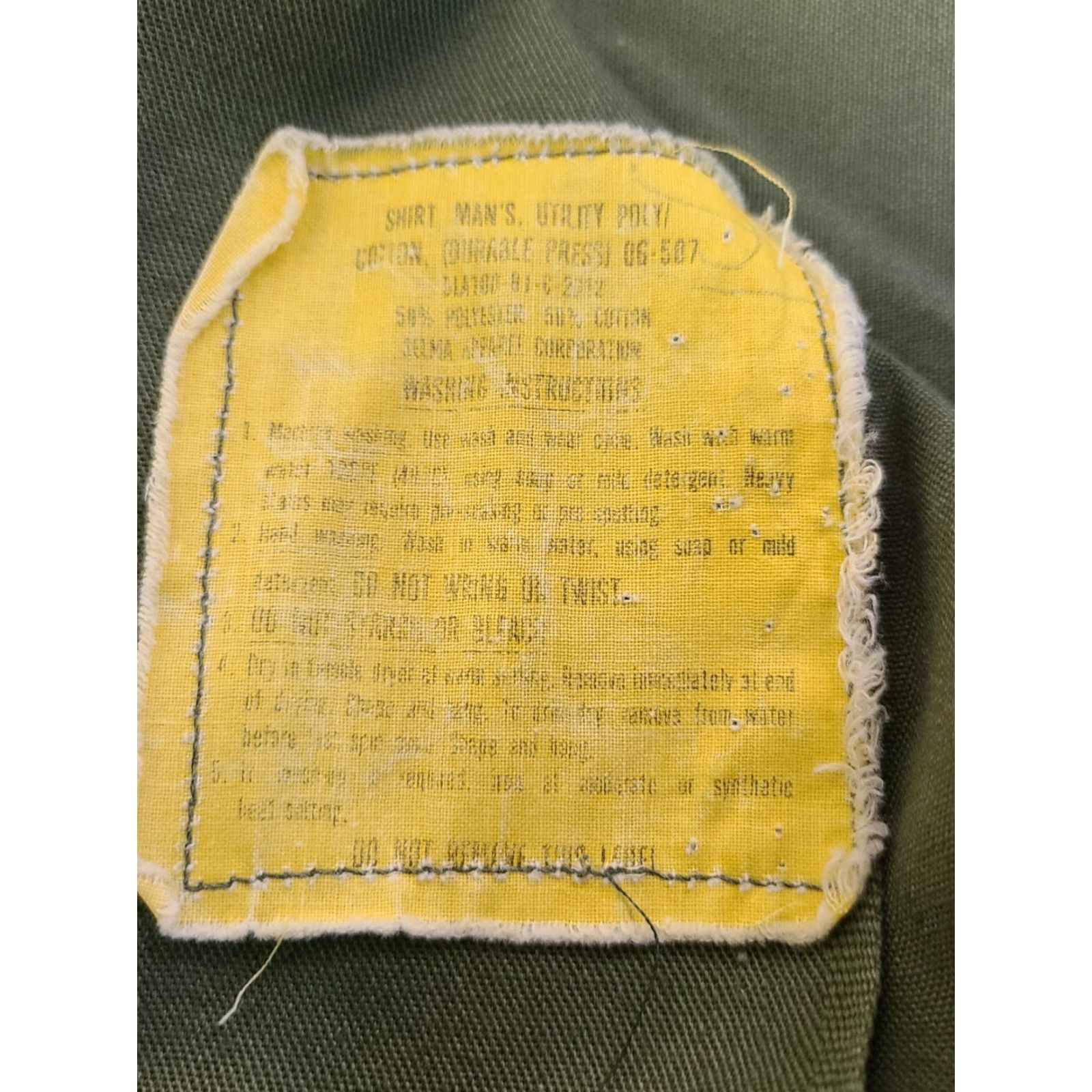 Vintage Vintage US Navy Seabees Men's Green Uniform Shirt S/M User: Vintage US Navy Seabees Men's Green Uniform Shirt S/M Size US S / EU 44-46 / 1 - 7 Thumbnail
