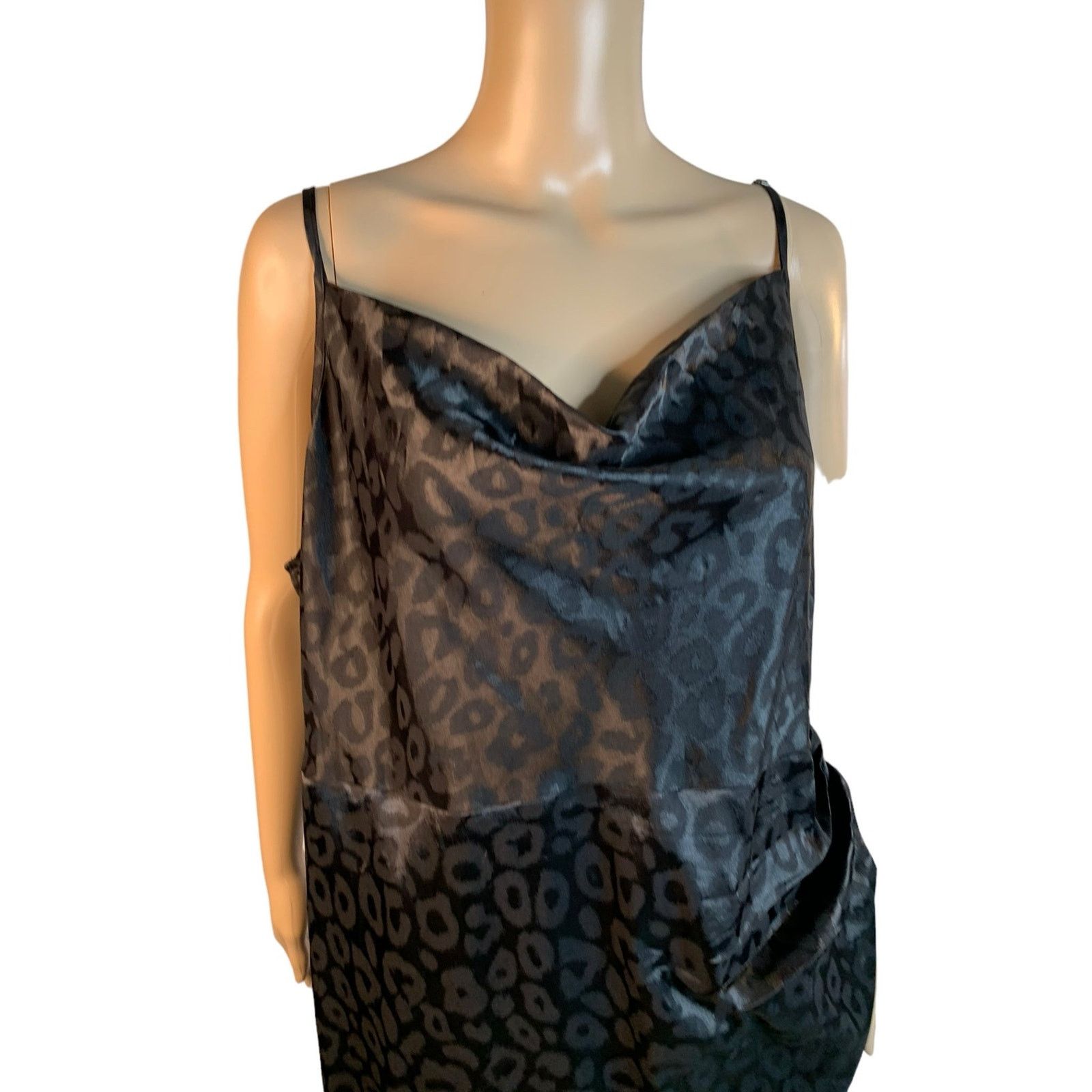Shein SHEIN Womens 4X Black Leopard Nightdress Adjustable Straps Size 4XL / US 24-26 - 2 Thumbnail
