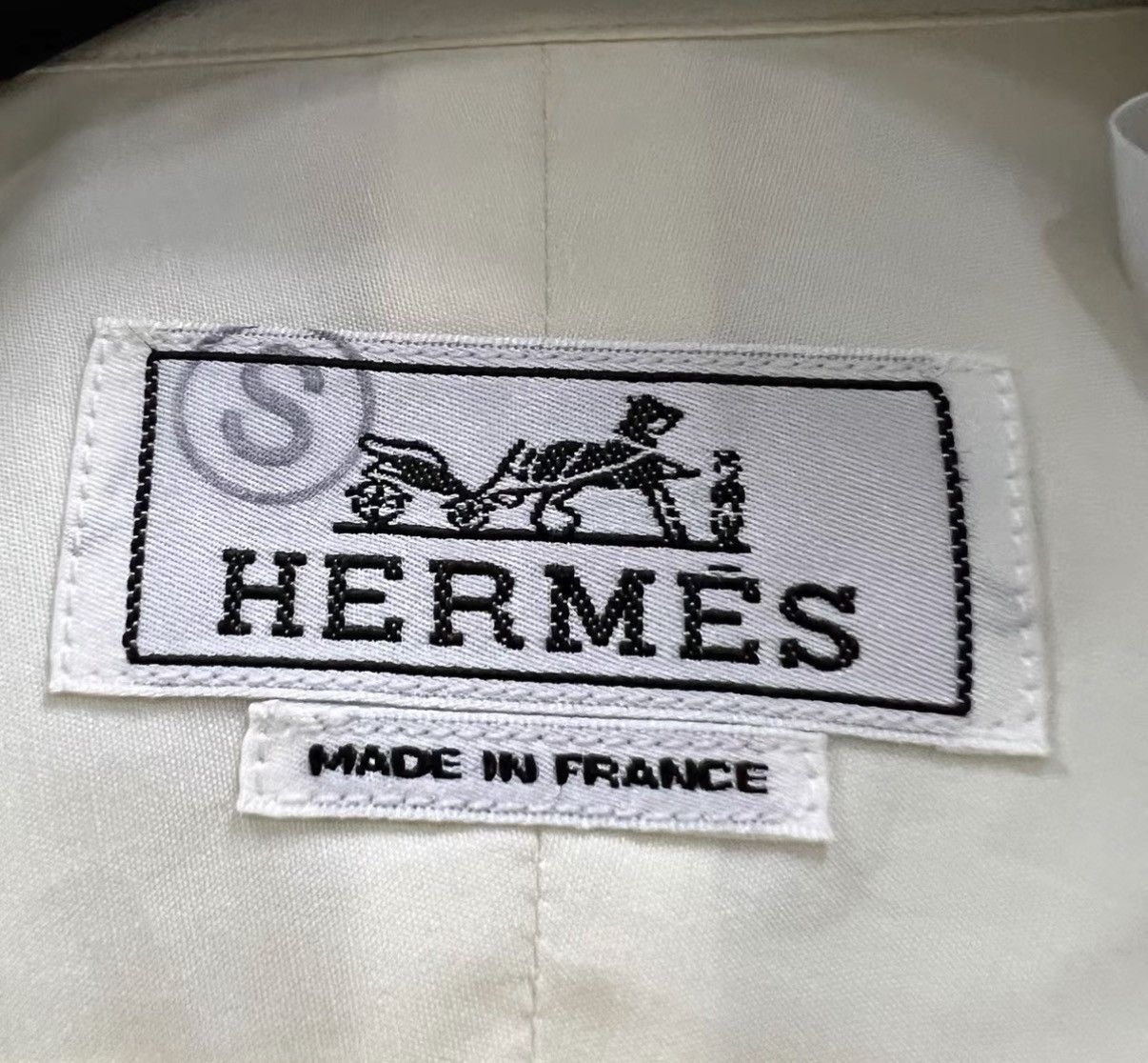 Hermes Hermès Beige Long-sleeve Shirt J41 Size M / US 6-8 / IT 42-44 - 3 Thumbnail