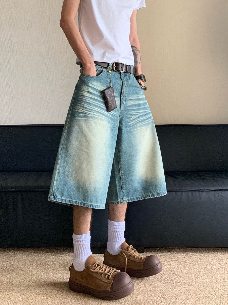 Vintage American Vintage Distressed Denim Shorts — Washed Blue Size US 32 / EU 48 - 2 Thumbnail