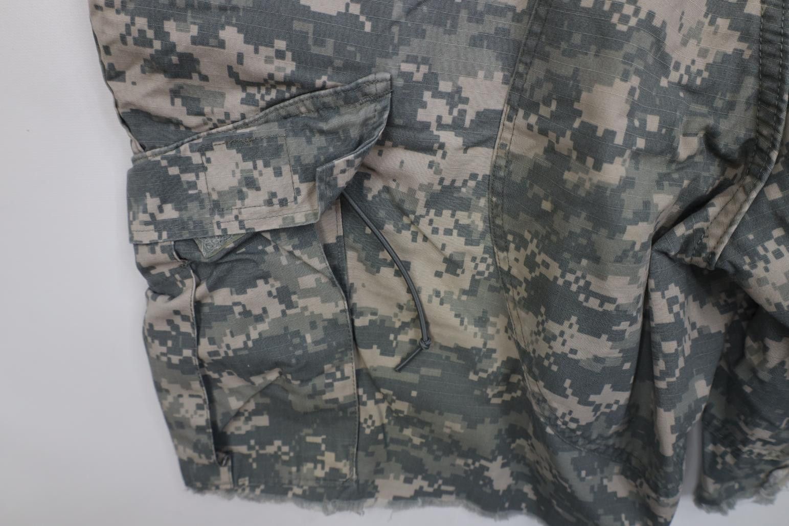 Vintage Vintage Y2K 2005 USGI Cut Off Digi Camouflage Cargo Shorts Size US 34 / EU 50 - 17 Thumbnail