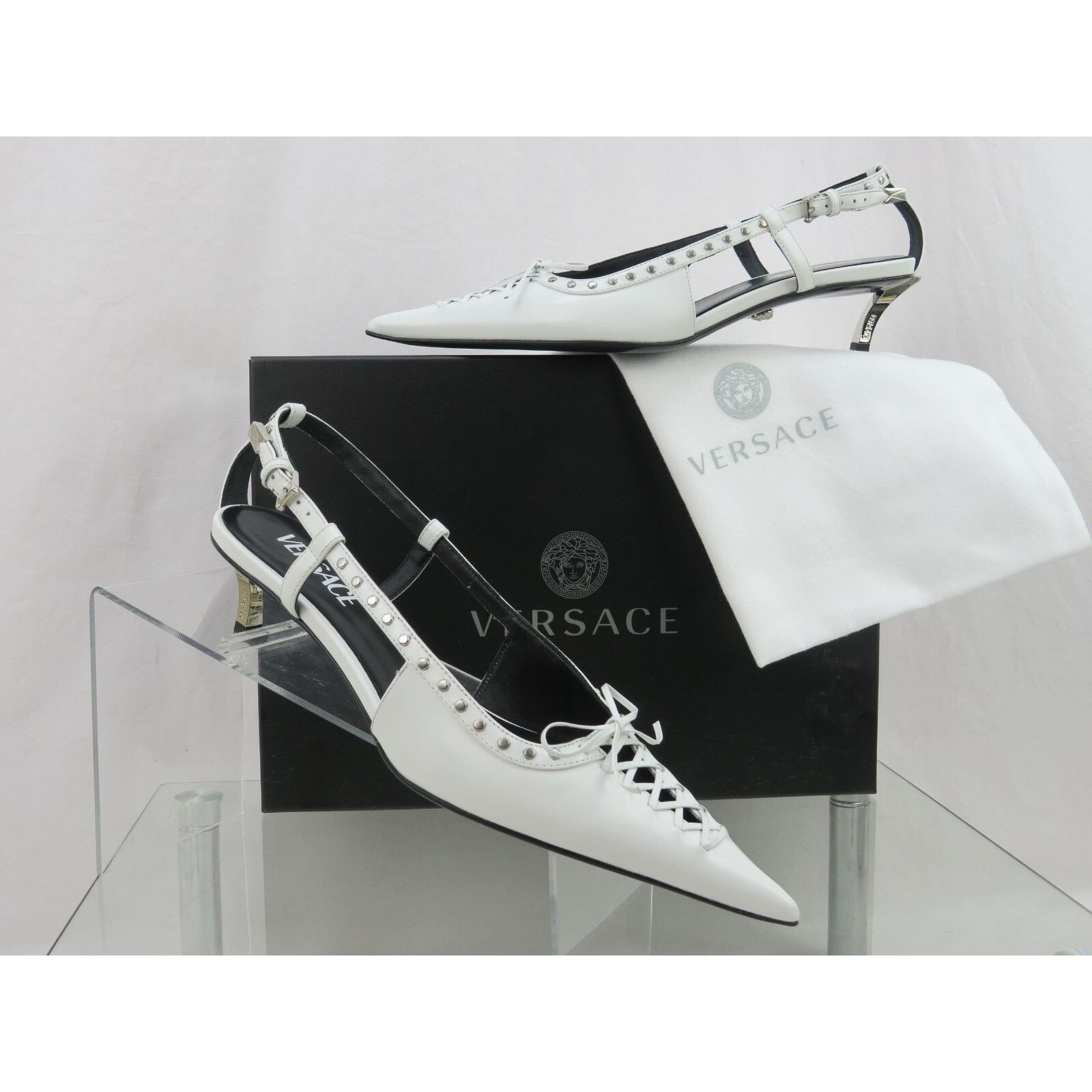 VERSACE WHITE PATENT LEATHER GOLD MEDUSA KITTEN PUMPS 41 11