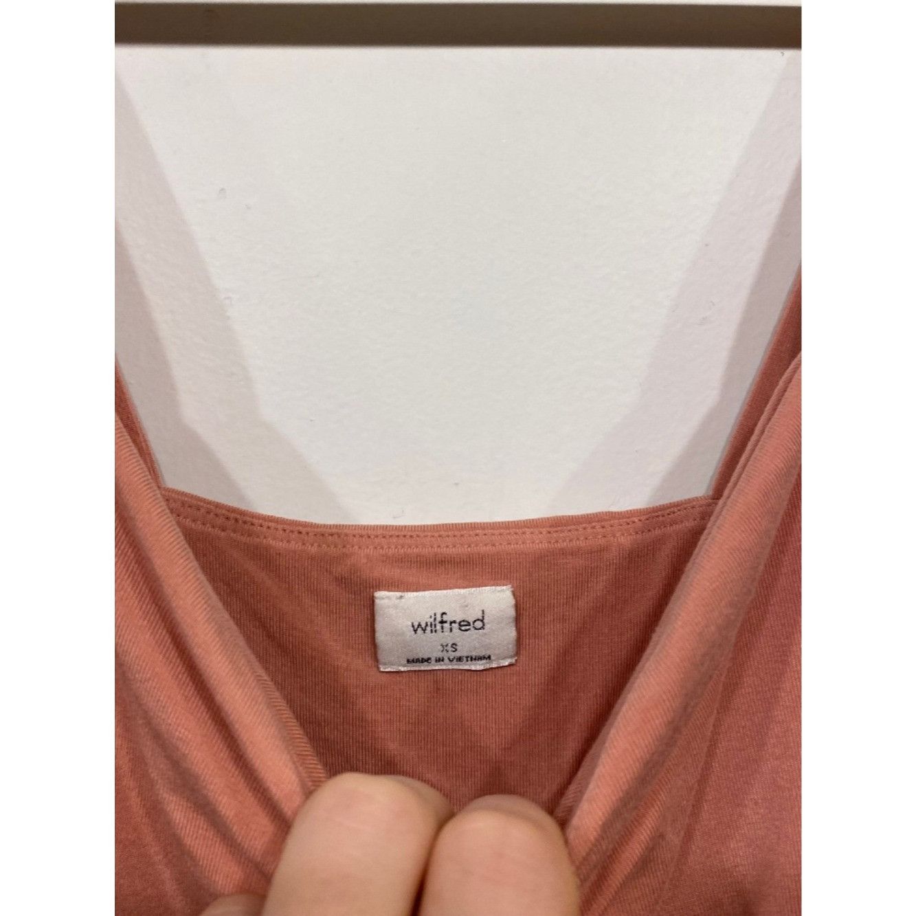 Aritzia Aritzia Wilfred Pink Sweetheart Neck Bodysuit Size XS Size XS / US 0-2 / IT 36-38 - 3 Thumbnail