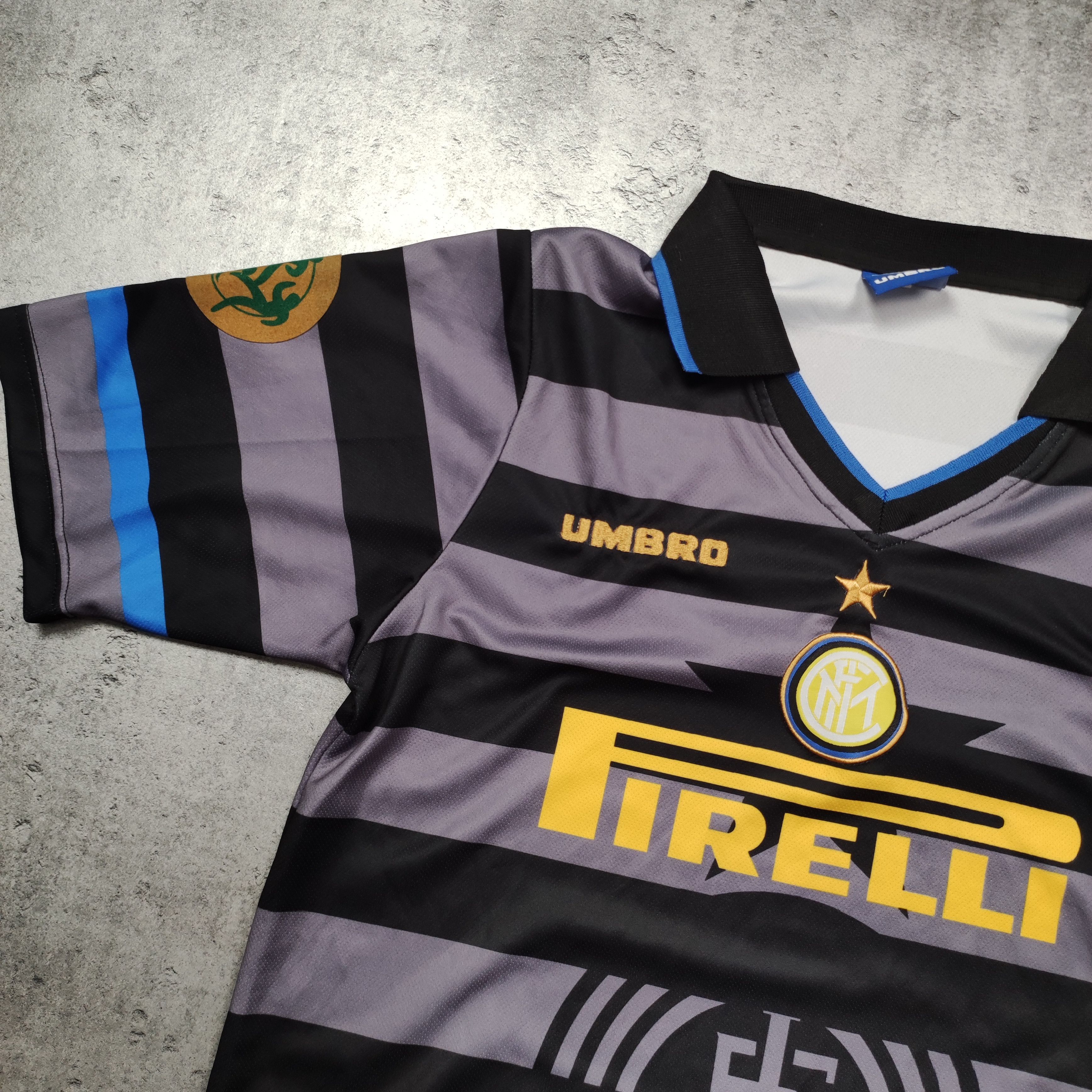Vintage Vintage Retro 1997/98 Third Inter Milan Football Jersey Size US M / EU 48-50 / 2 - 4 Thumbnail