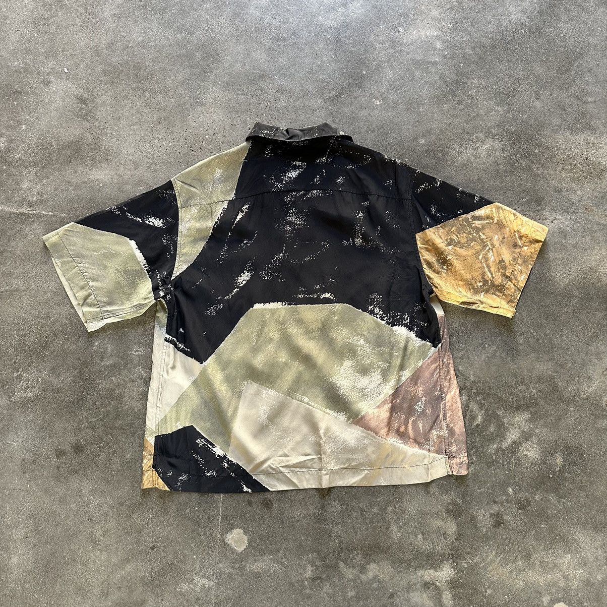 Prada SS17 Wine Bottle Painting Viscose Bowling Shirt Size US L / EU 52-54 / 3 - 2 Thumbnail