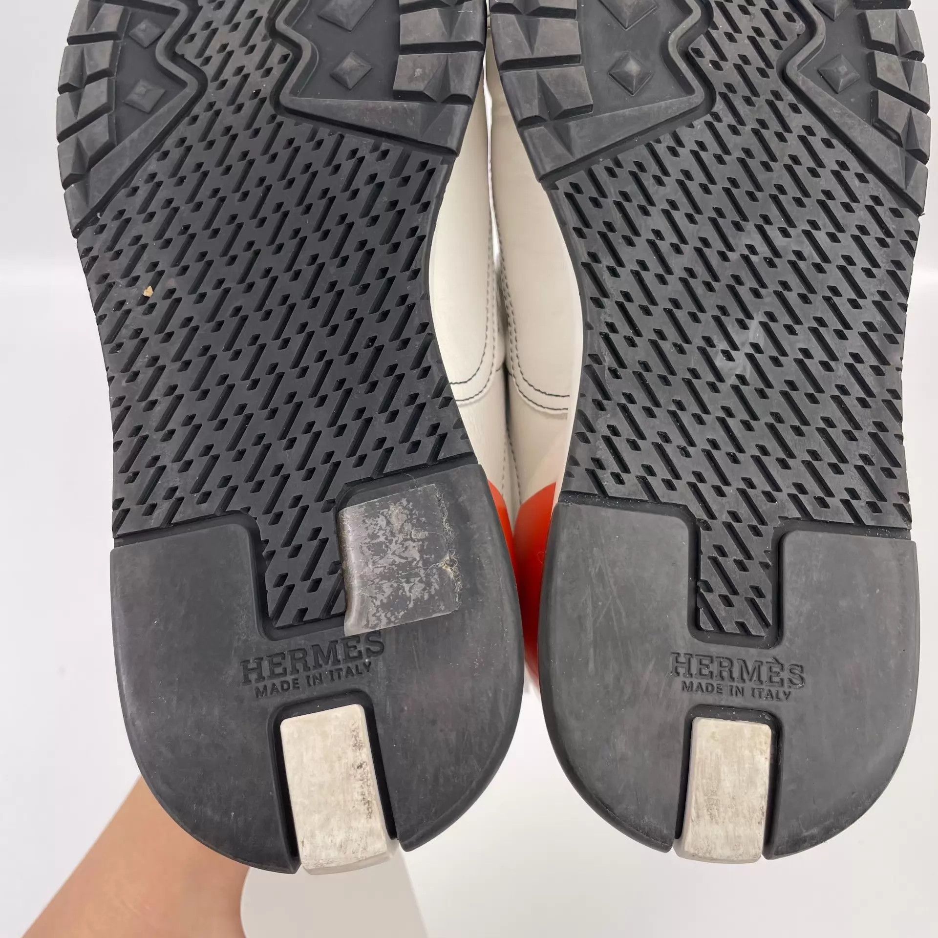 Hermes Hermès White Leather Sneakers Size 35 Size US 4.5 / IT 34.5 - 7 Thumbnail