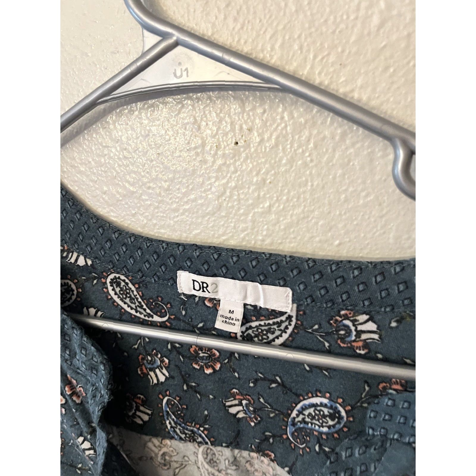 Vintage DR Women's Blouse Shirt KnIT Green Floral Long Sleeve V-Neck Pullover Casual Regular Size M Size M / US 6-8 / IT 42-44 - 3 Thumbnail