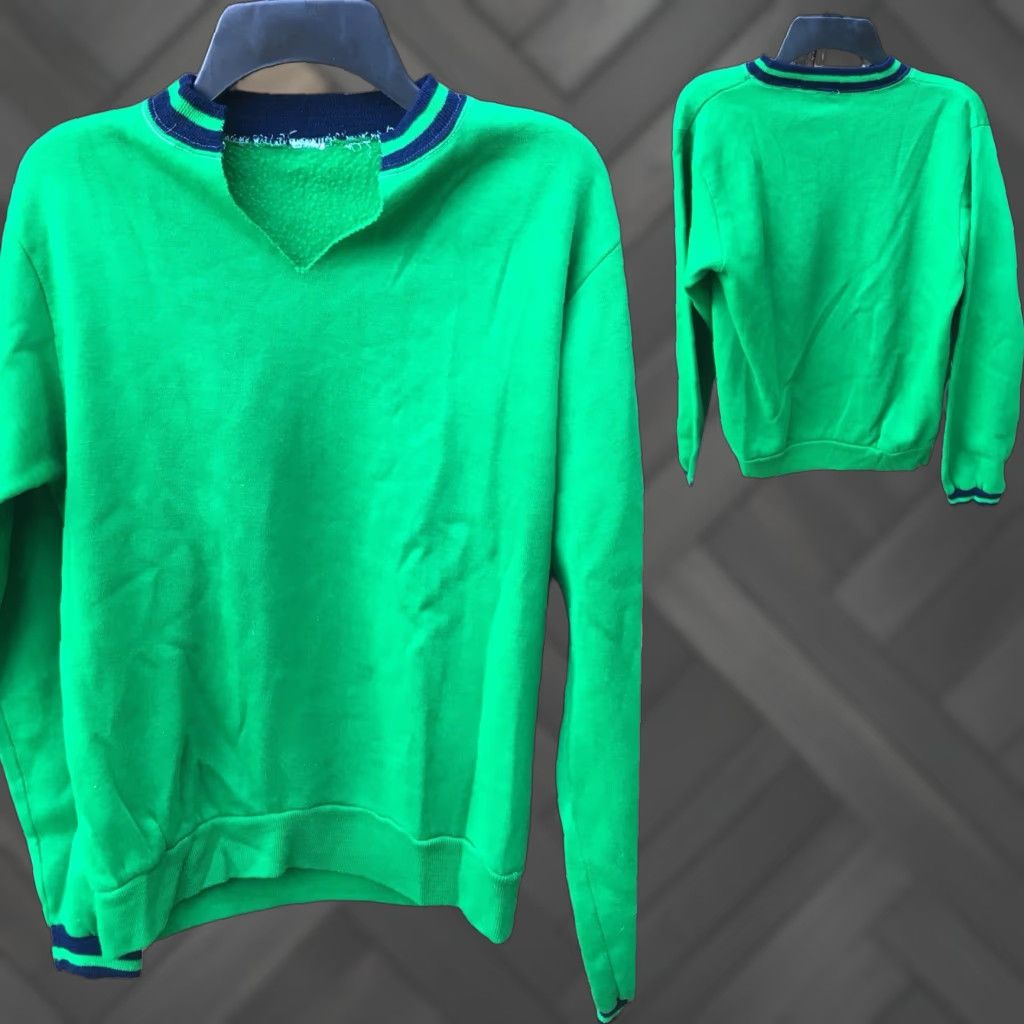 Vintage VINTAGE Sweatshirt Green With Navy Striped Neck & Sleeves Ends XS S Sweatshirt Men XS S Green Striped Vintage Mens Size US S / EU 44-46 / 1 - 1 Thumbnail