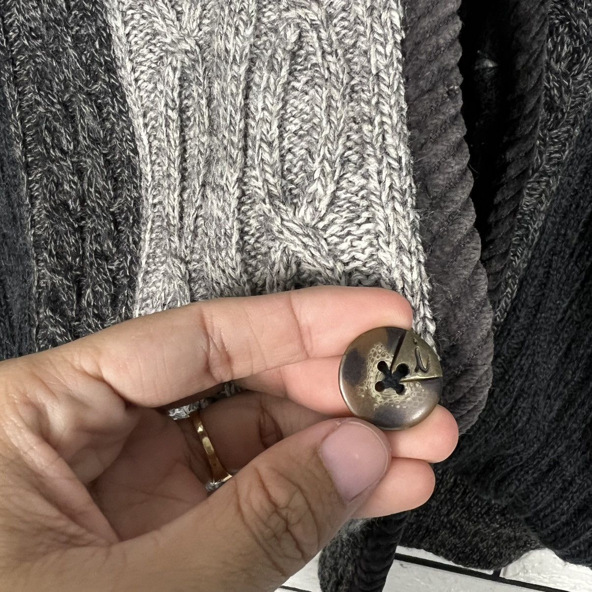 Other ARNALDO BASSINI Knitted Button Jacket #4037-C183 Size US L / EU 52-54 / 3 - 10 Thumbnail
