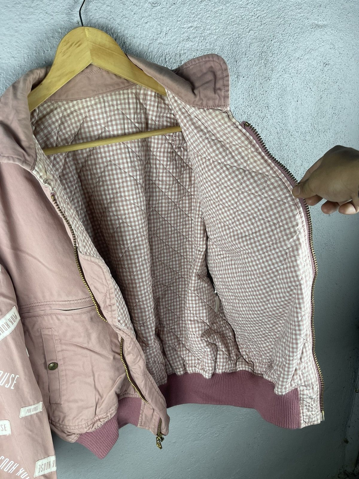 Karl Helmut Vintage 90s Karl Helmut X Pink House Letterman Bomber Jacket Size US M / EU 48-50 / 2 - 11 Thumbnail
