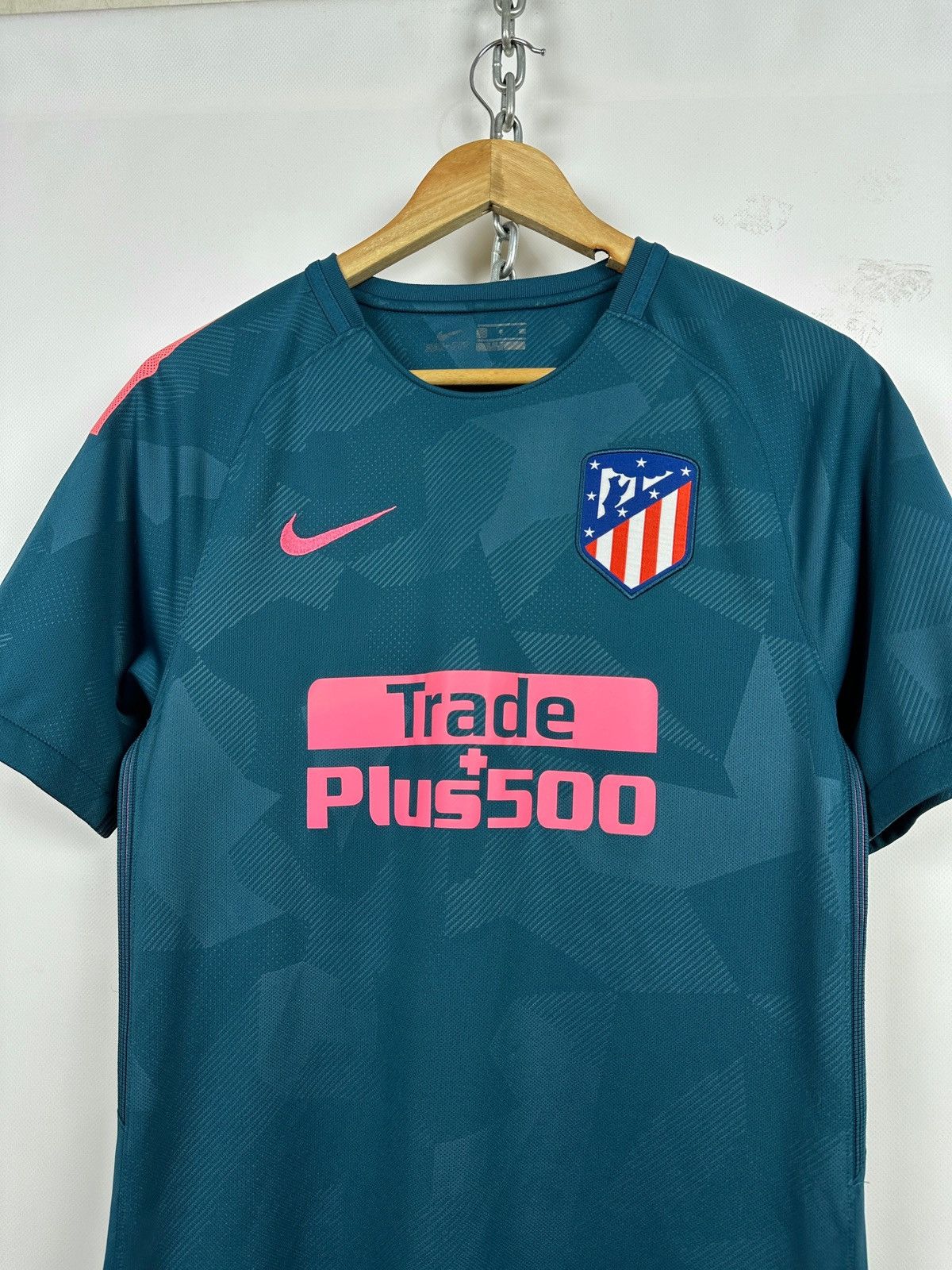 Nike 2017/18 Nike Atletico Madrid Third Kit Soccer Jersey Size US S / EU 44-46 / 1 - 3 Thumbnail