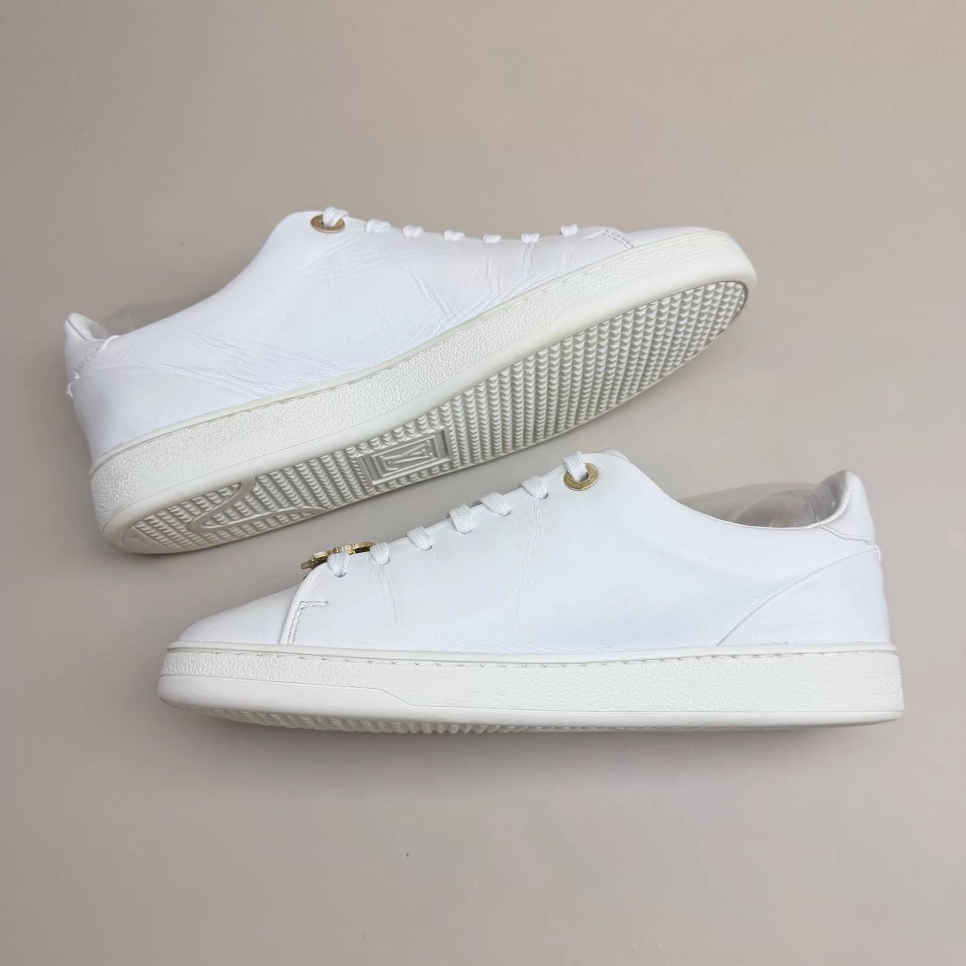 Louis Vuitton LV Cat Charm Lace-Up Sneakers EUR 37 95 New Size US 6.5 / IT 36.5 - 5 Thumbnail