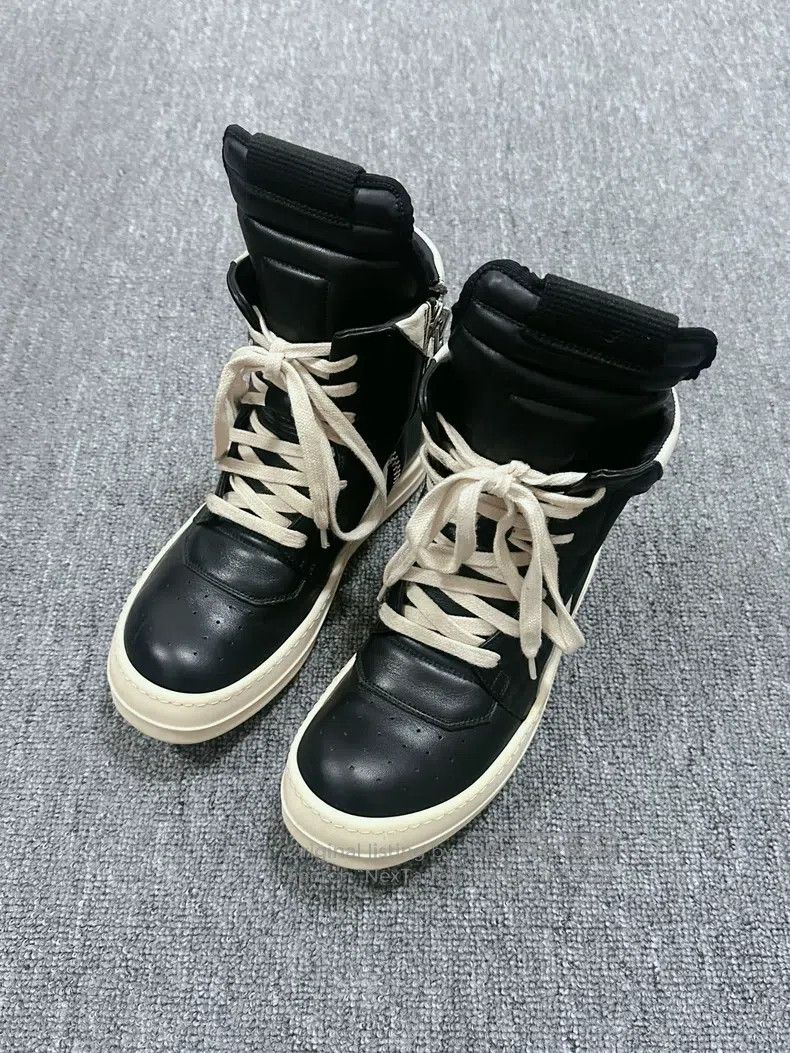 Rick Owens Rick Owens Mainline black and white cowhide inverted trian Size US 5 / IT 35 - 3 Thumbnail