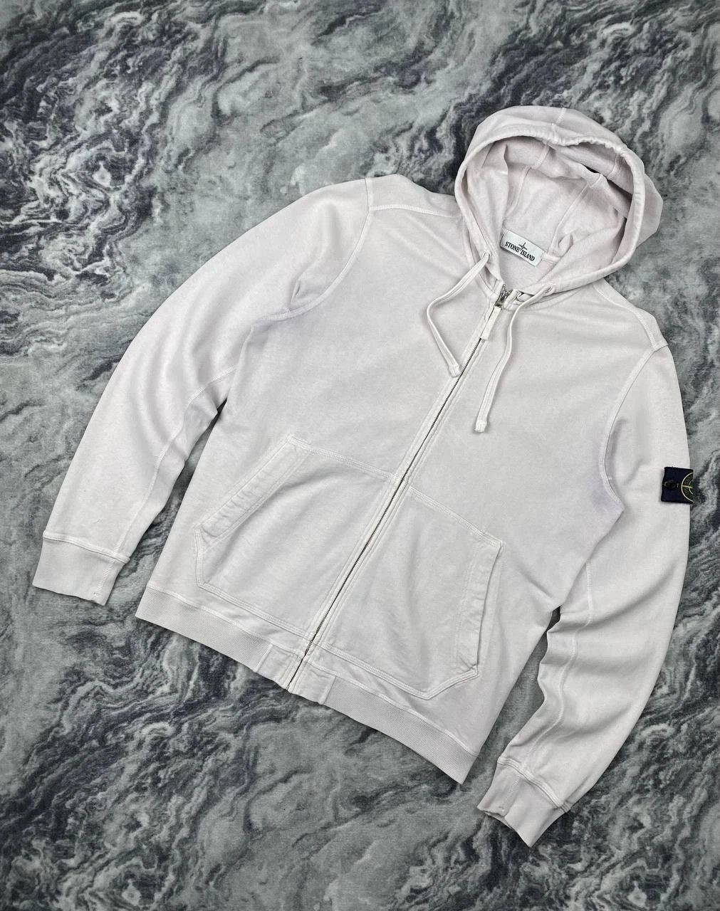 Stone Island Vintage Stone Island Zip Hoodie Men Size XL White Size US XL / EU 56 / 4 - 1 Thumbnail