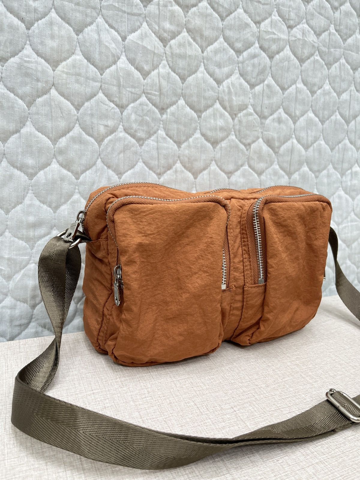 Japanese Brand 🔥🔥🔥ARCHIVE STUDIO CLIP SLING BAG Size ONE SIZE - 2 Thumbnail