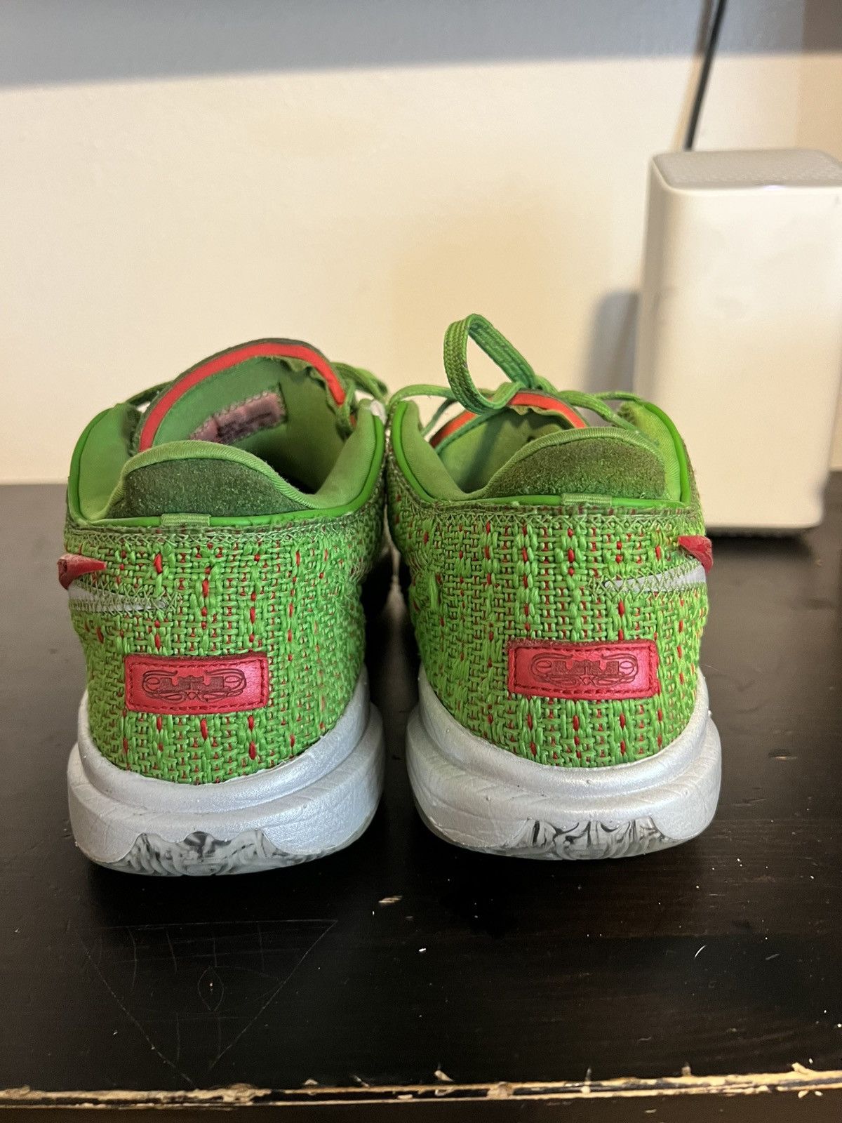 Nike Nike Lebron XX “Stocking Stuffer” Size US 9.5 / EU 42-43 - 3 Thumbnail