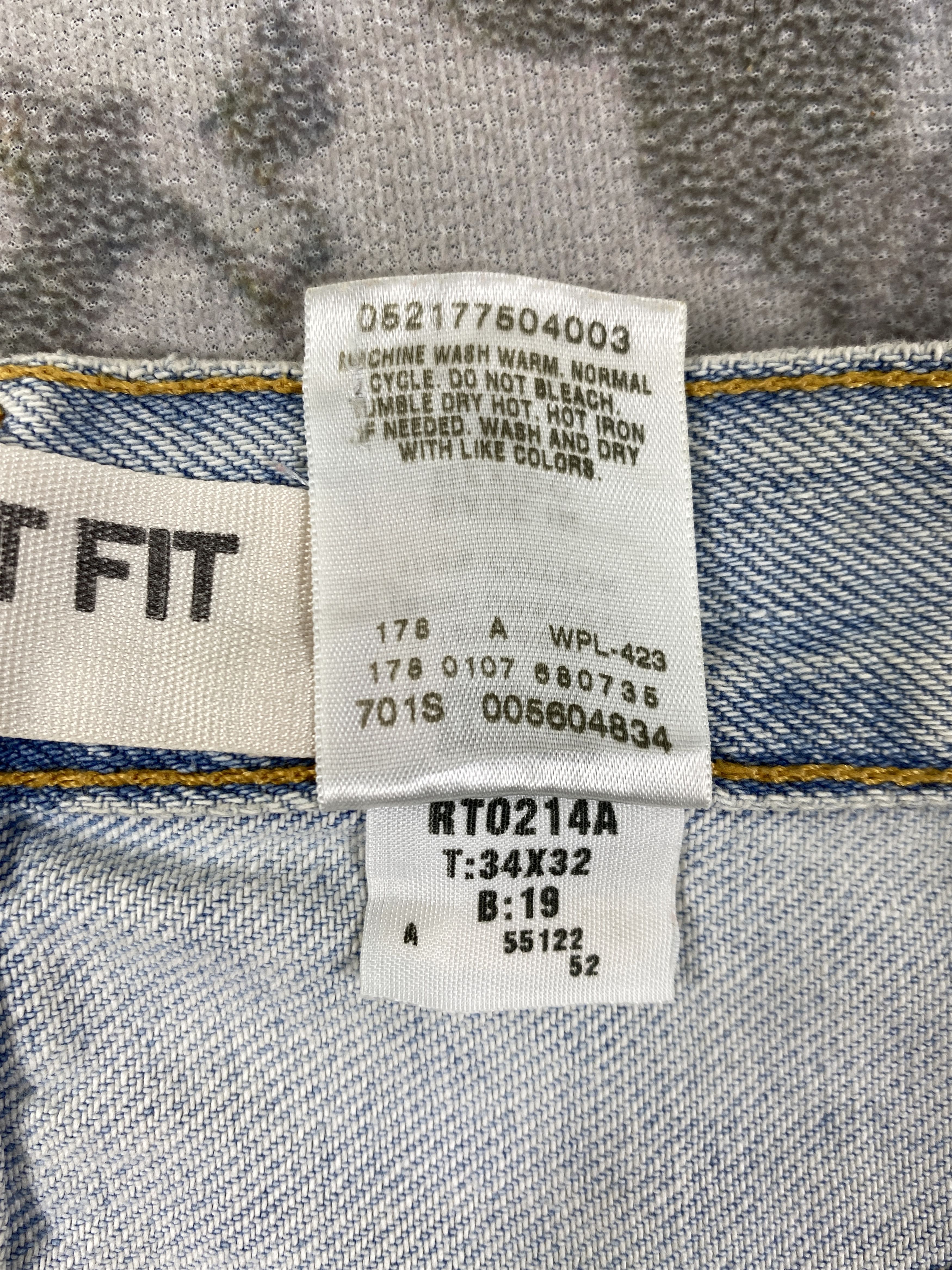 Levi's Light Wash Vintage Levi's 560 Jeans 35x32 Denim -JN1024 Size US 35 - 10 Thumbnail