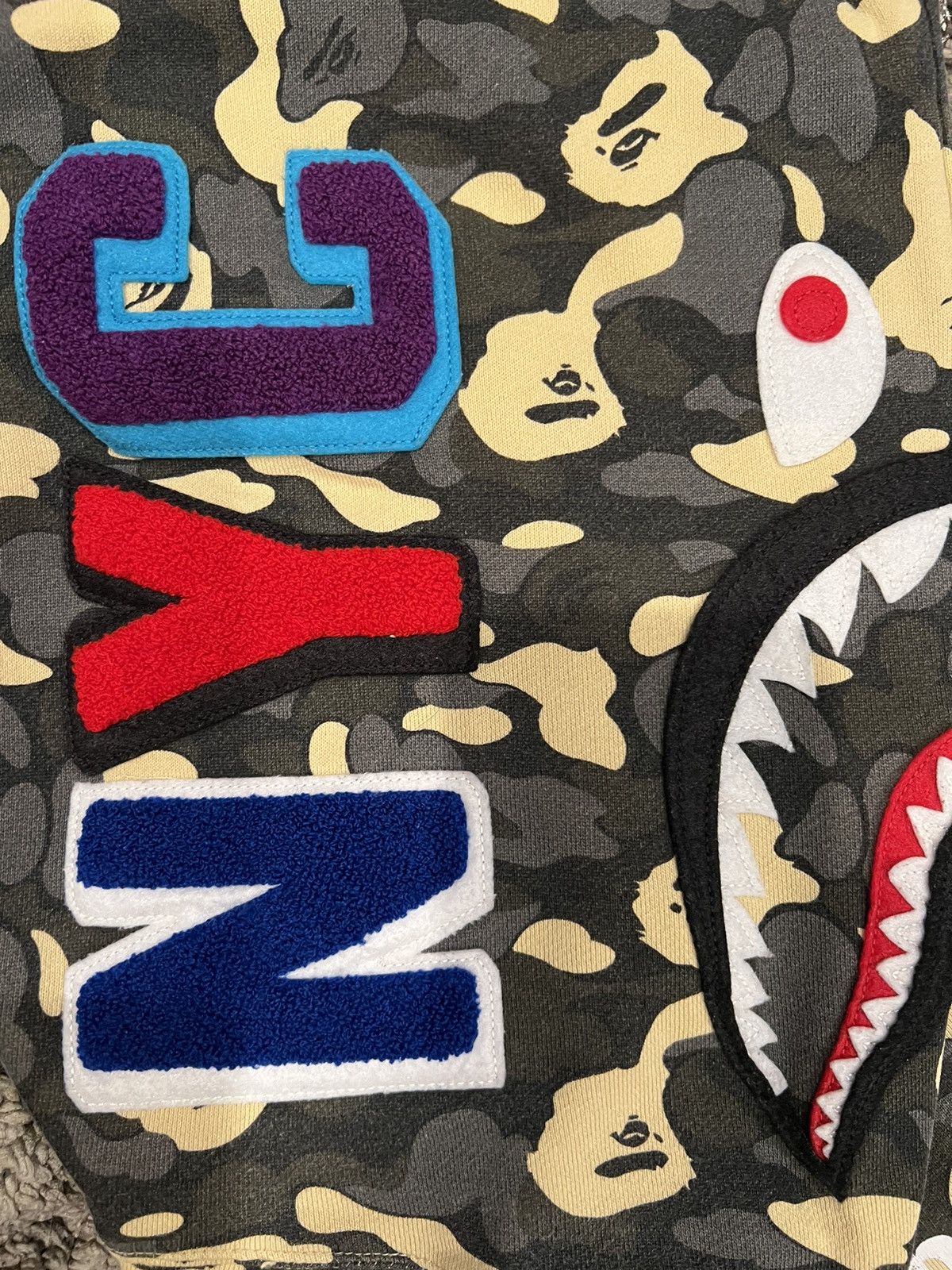 Bape A Bathing Ape NYC Store Exclusive Camo Full Zip Shark Hoodie Size US XL / EU 56 / 4 - 5 Thumbnail