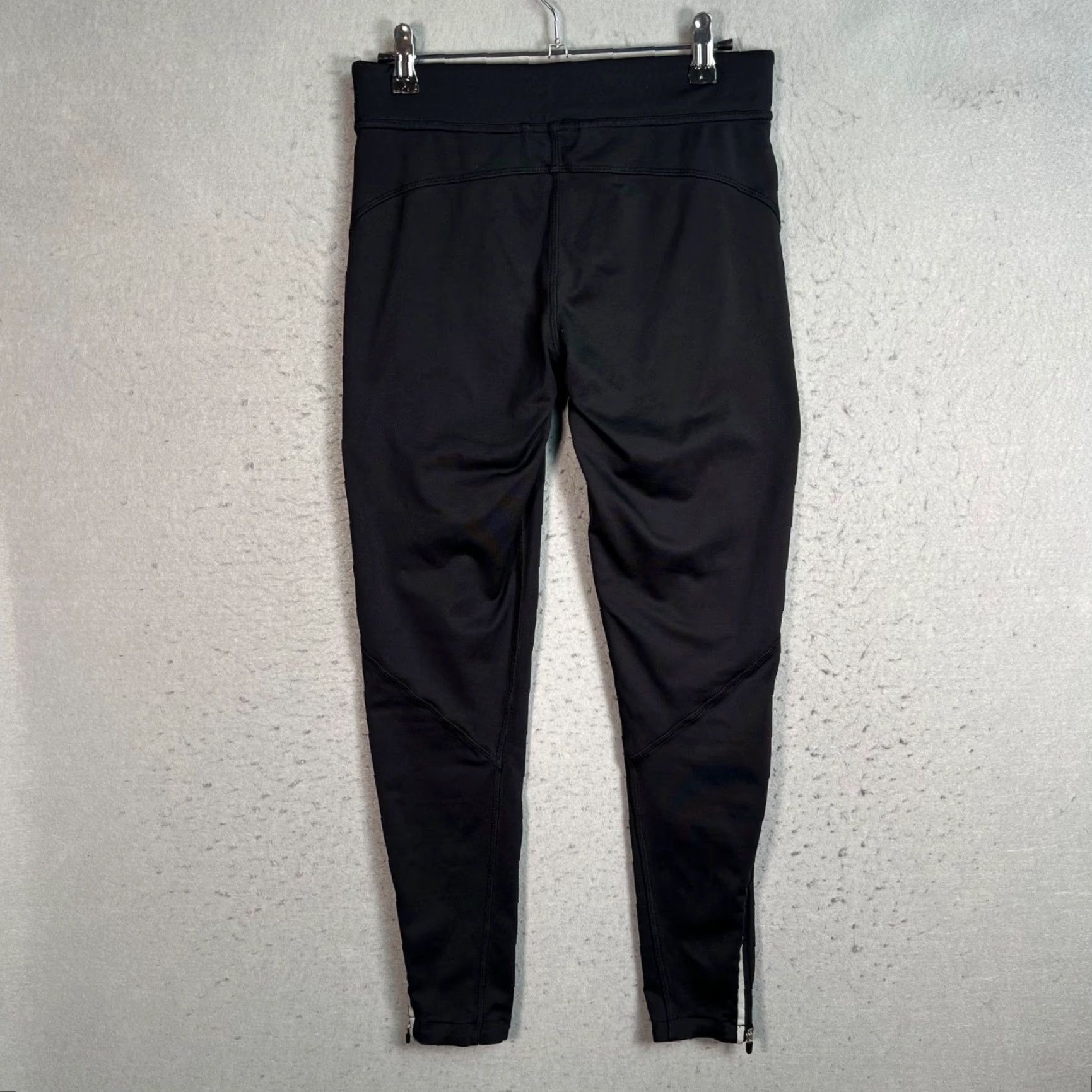 Vintage Oysho Leggings Womens Size Small Black Running Ankle Zip Womens Size 28" / US 6 / IT 42 - 2 Thumbnail