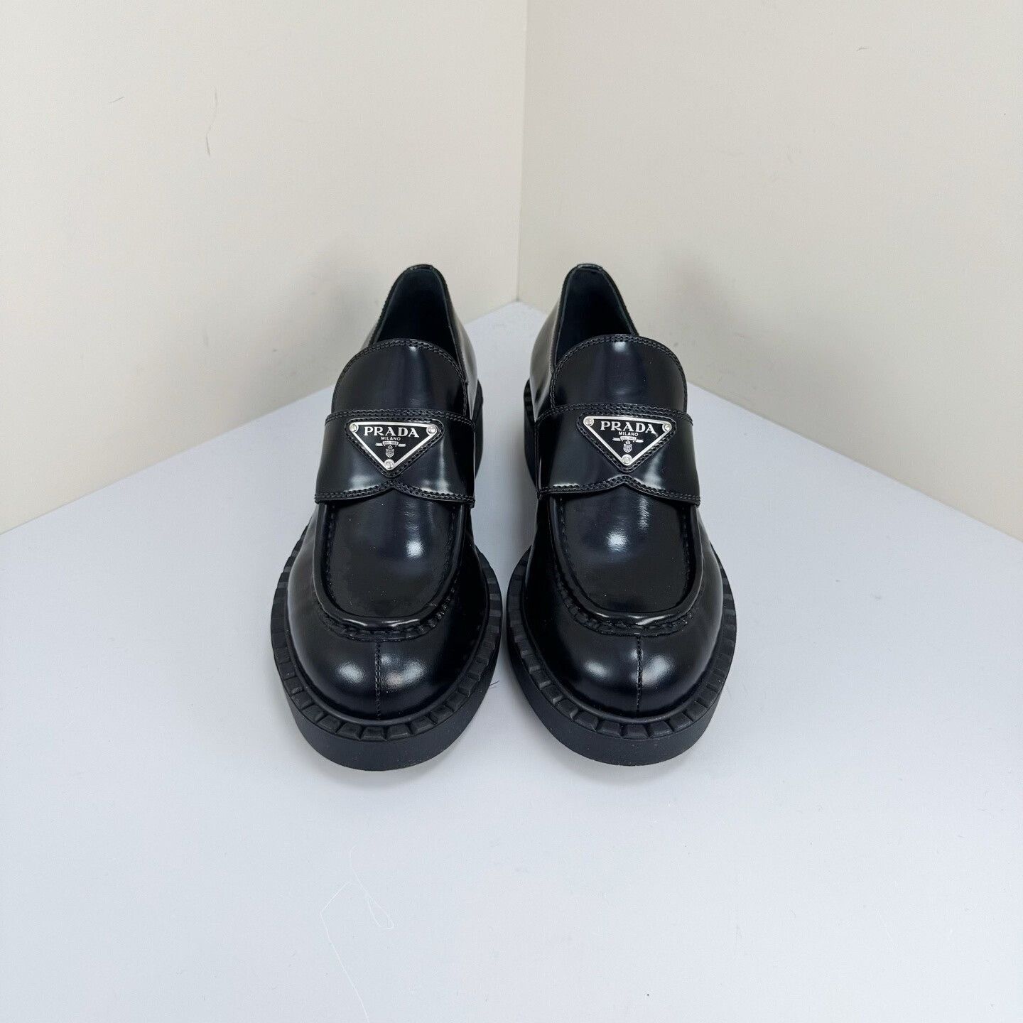 Prada prada black loafer shoes with triangle logo Size US 6 / IT 36 - 1 Thumbnail