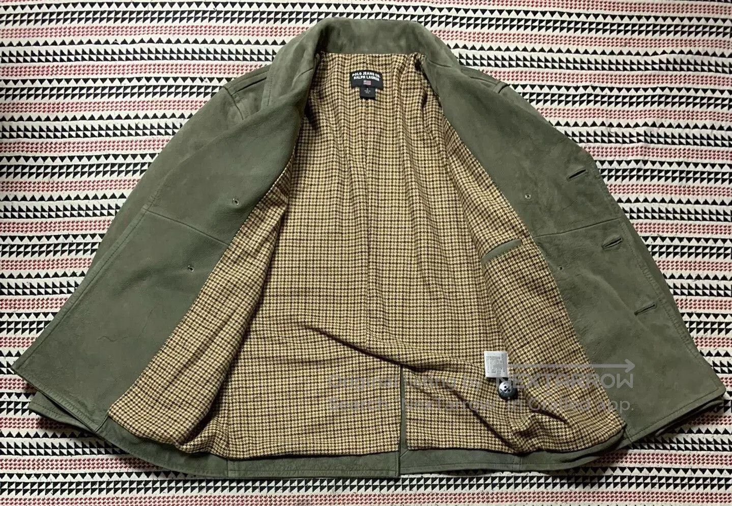 Vintage olive green leather double-breasted jacket. Size US M / EU 48-50 / 2 - 3 Thumbnail