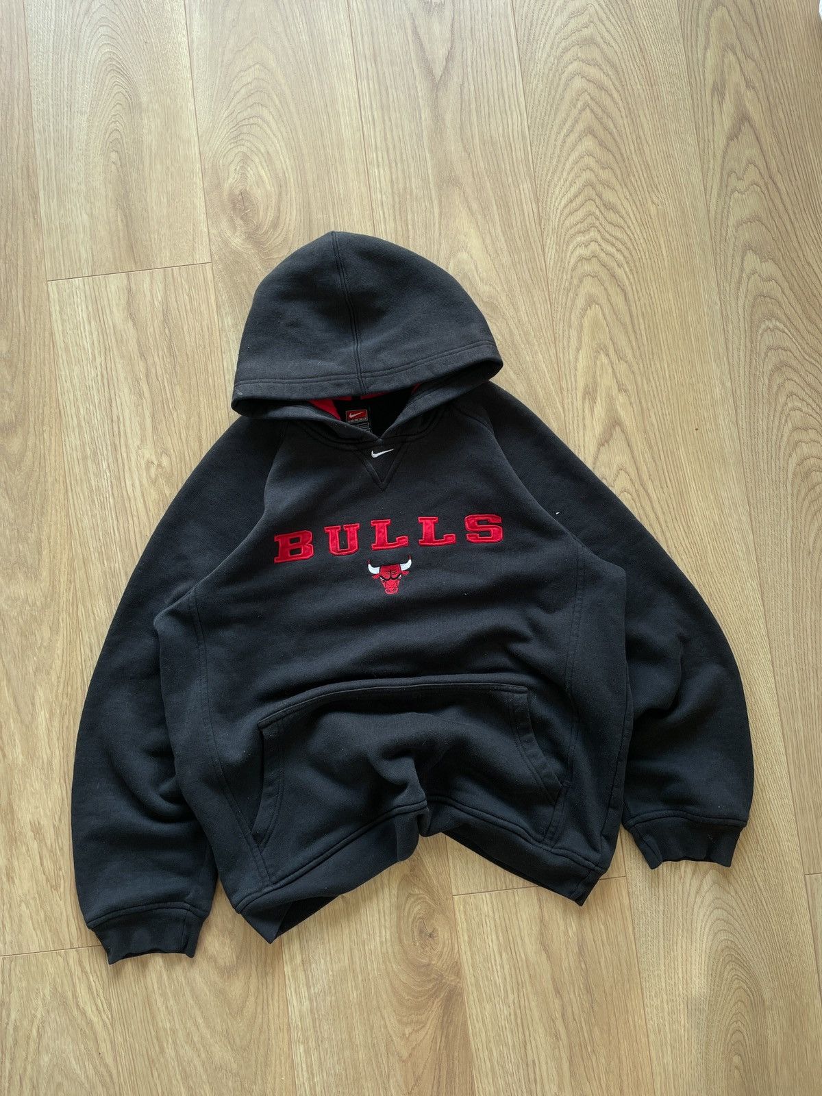 NBA × Nike × Vintage 90s Vintage Nike Team x Chicago Bulls Center Logo Sweat Size US S / EU 44-46 / 1 - 1 Thumbnail