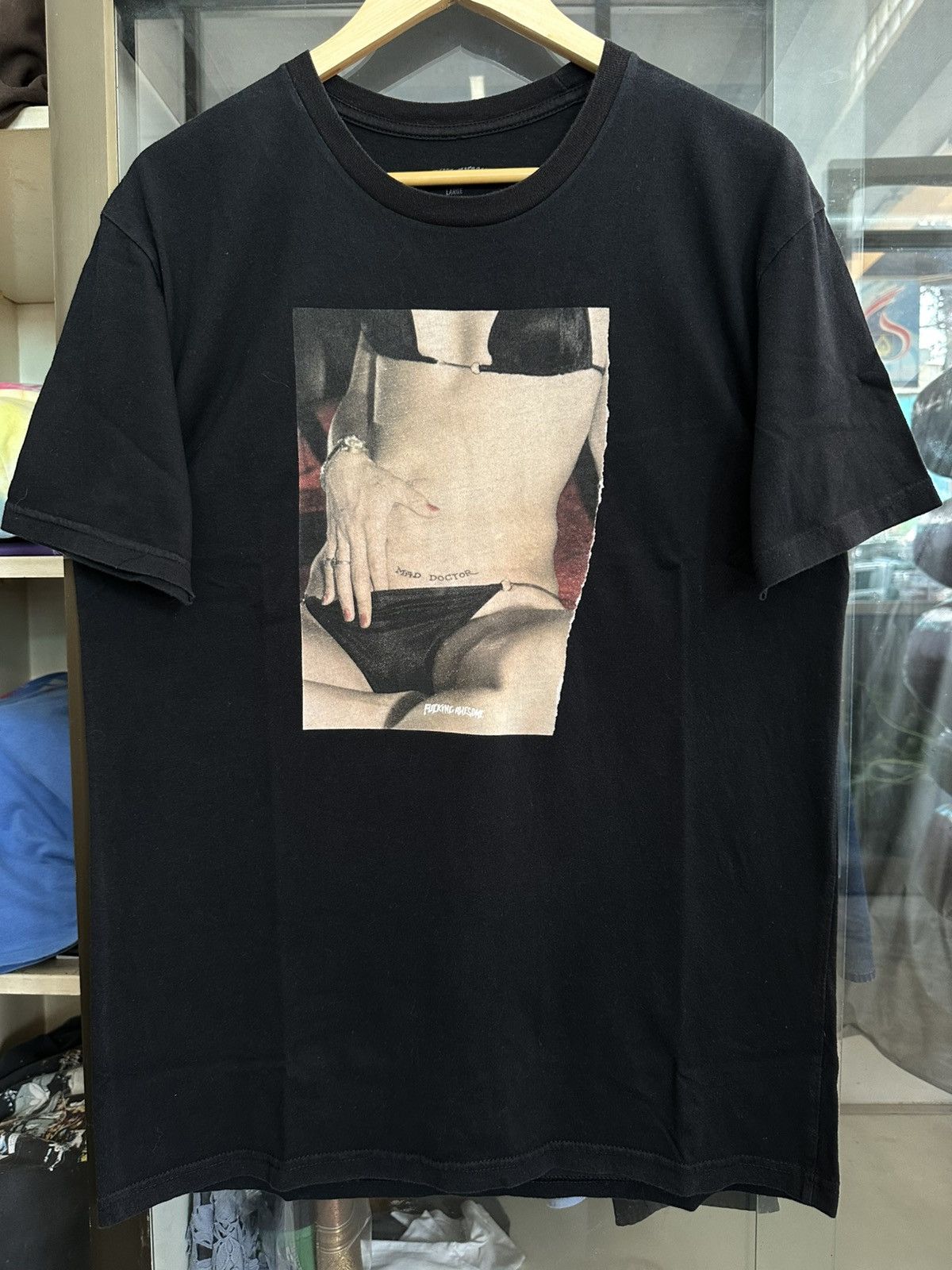 Fucking Awesome Fucking Awesome Mad Doctor Nude T Shirt Size US L / EU 52-54 / 3 - 2 Thumbnail
