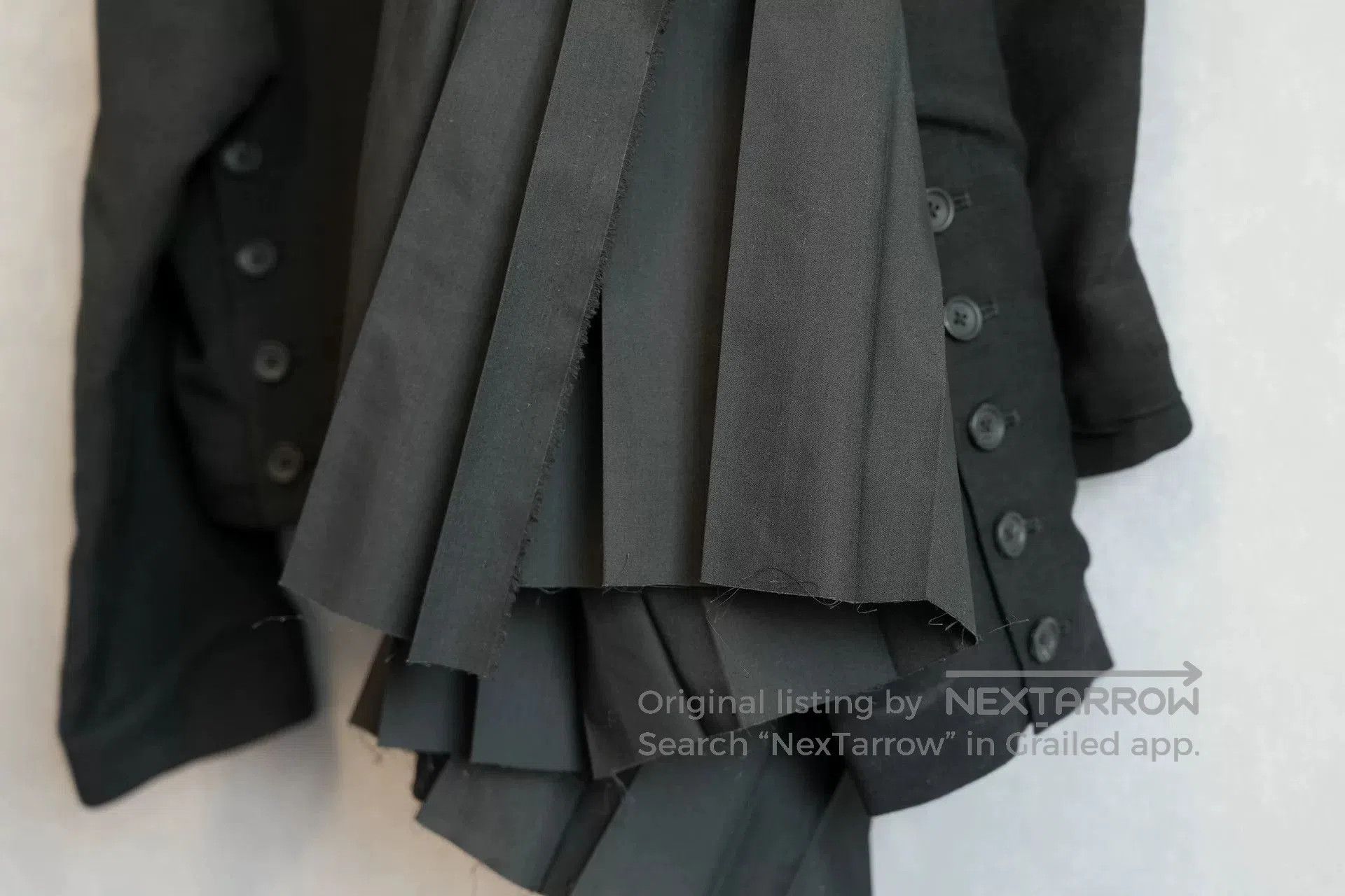 Yohji Yamamoto pleated embroidered jacket by yohji yamamoto. Size M / US 6-8 / IT 42-44 - 8 Thumbnail