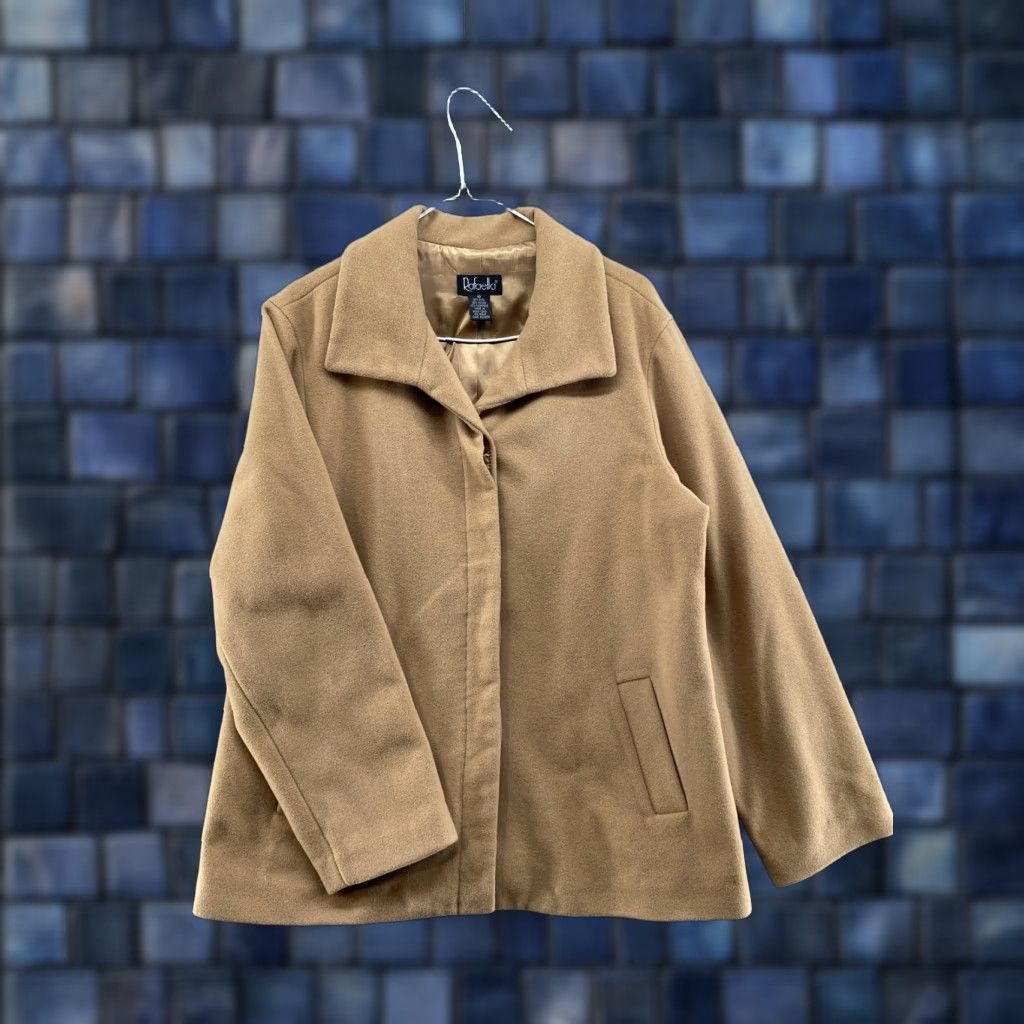 Vintage Rafaella Women’s Beige Wool Blend Lined Blazer Jacket Size 10 Jacket Blazer Womens Beige Wool Blend Lined Blazer Size L / US 10 / IT 46 - 1 Thumbnail