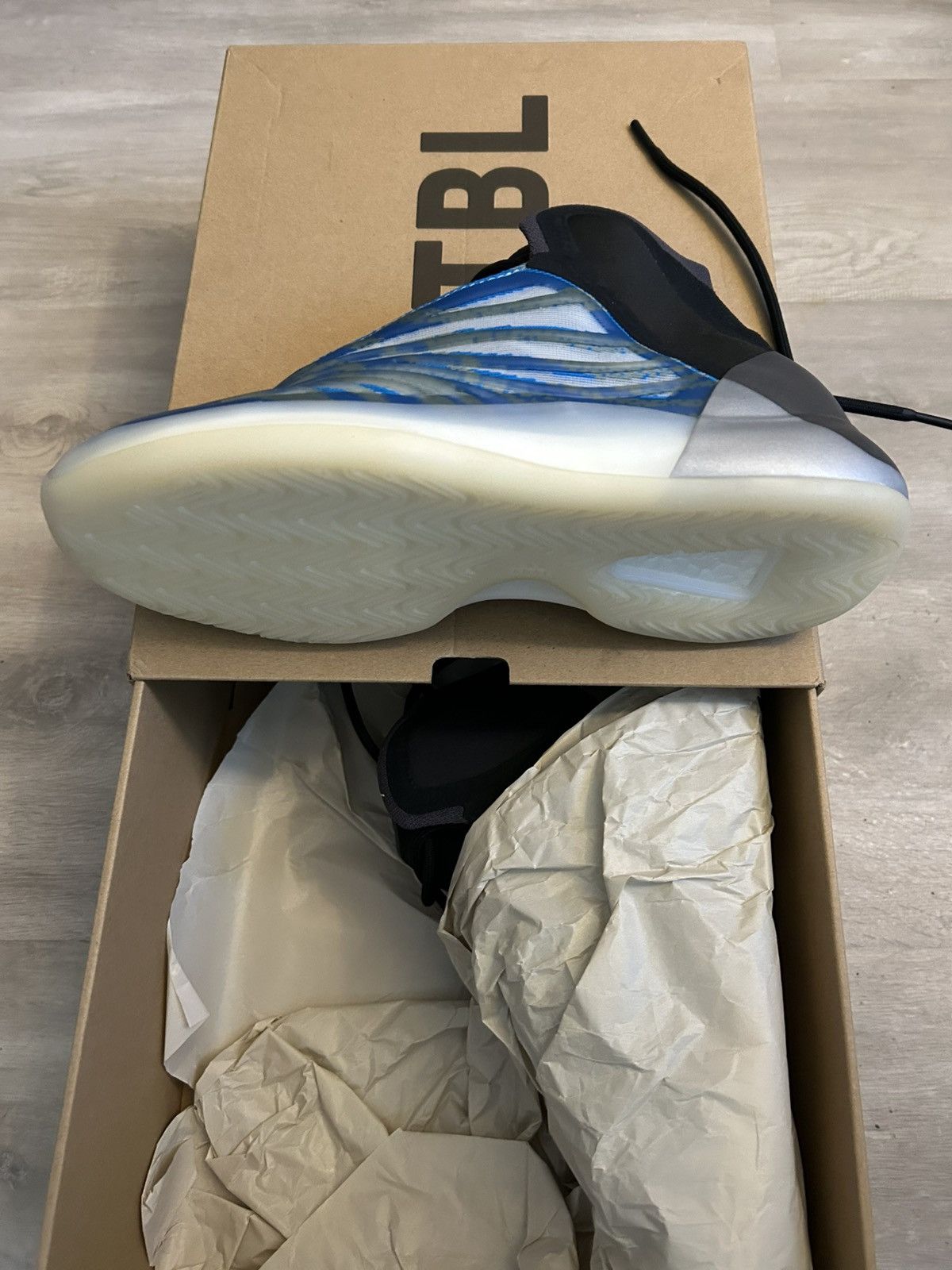 Adidas × Kanye West Yeezy x Adidas Boost Basketball Boys Men’s Shoes. New Size US 7.5 / EU 40-41 - 3 Thumbnail