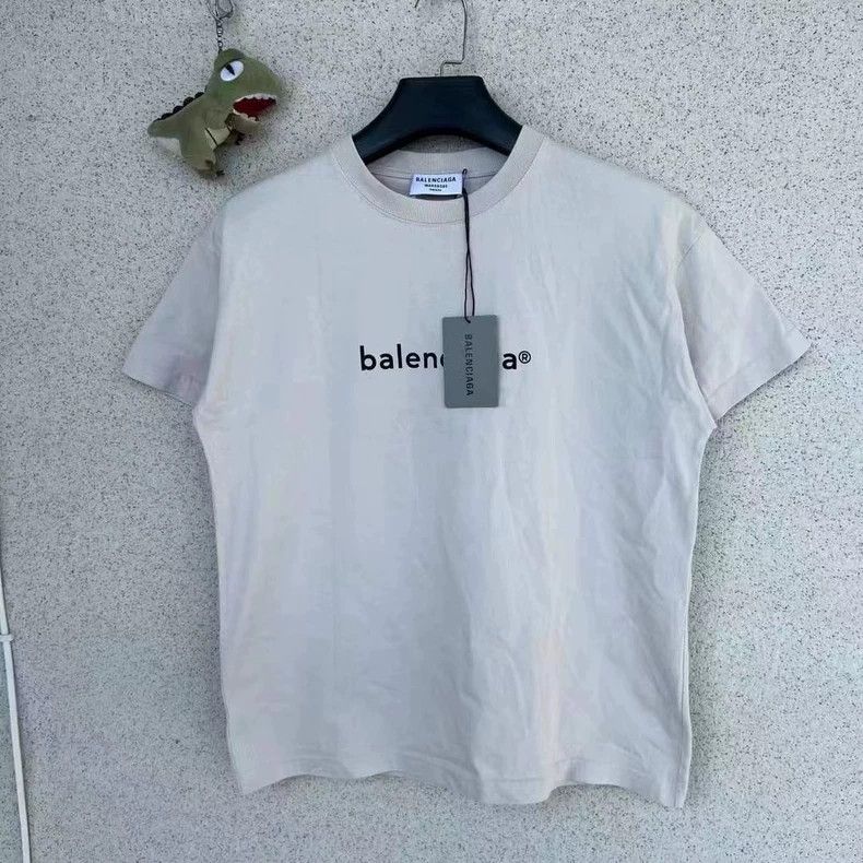 Balenciaga Balenciaga Mailbox Short Sleeve Size US M / EU 48-50 / 2 - 1 Thumbnail